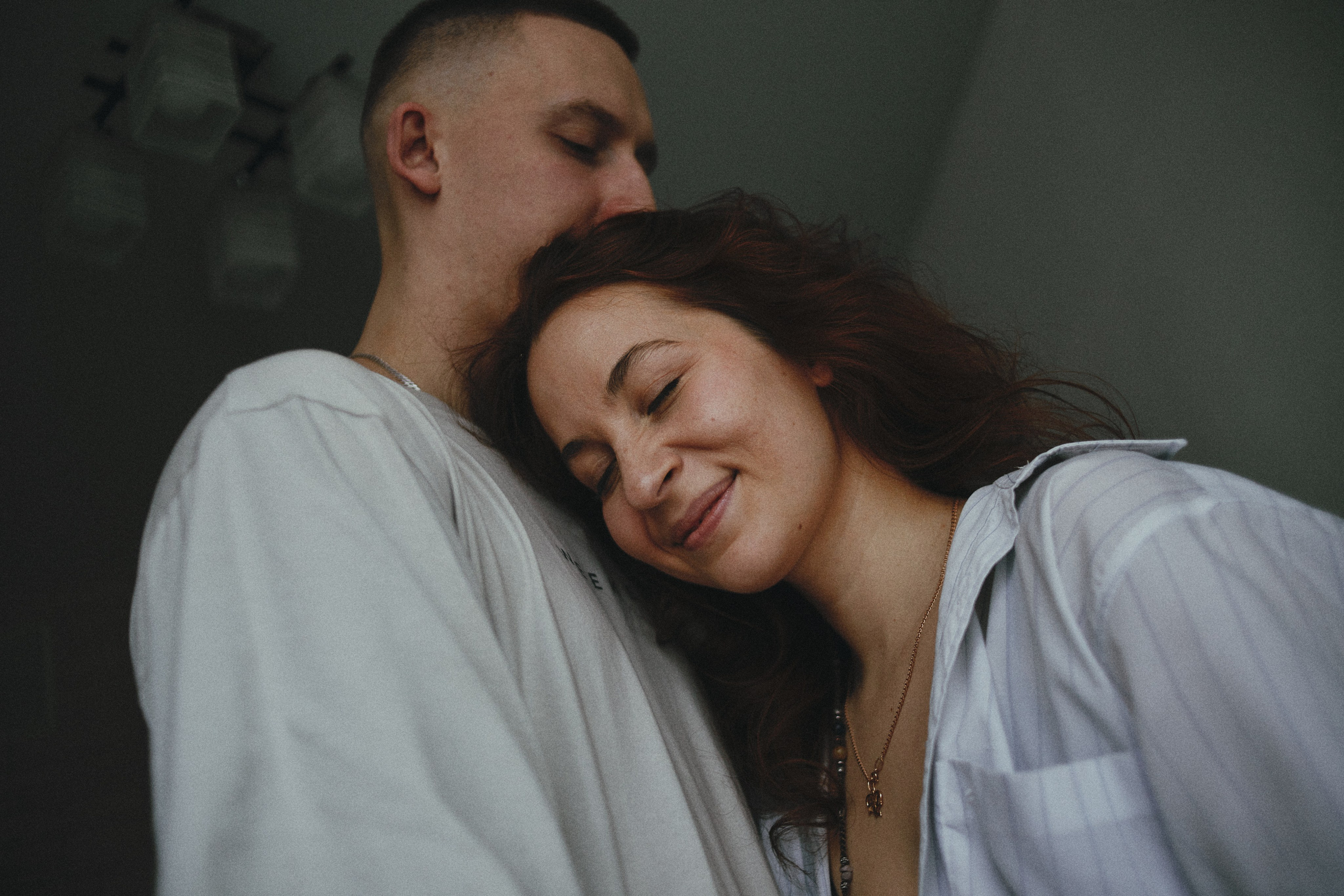 Марина и Слава. Домашняя съёмка. Семейный фотограф Бредик Екатерина