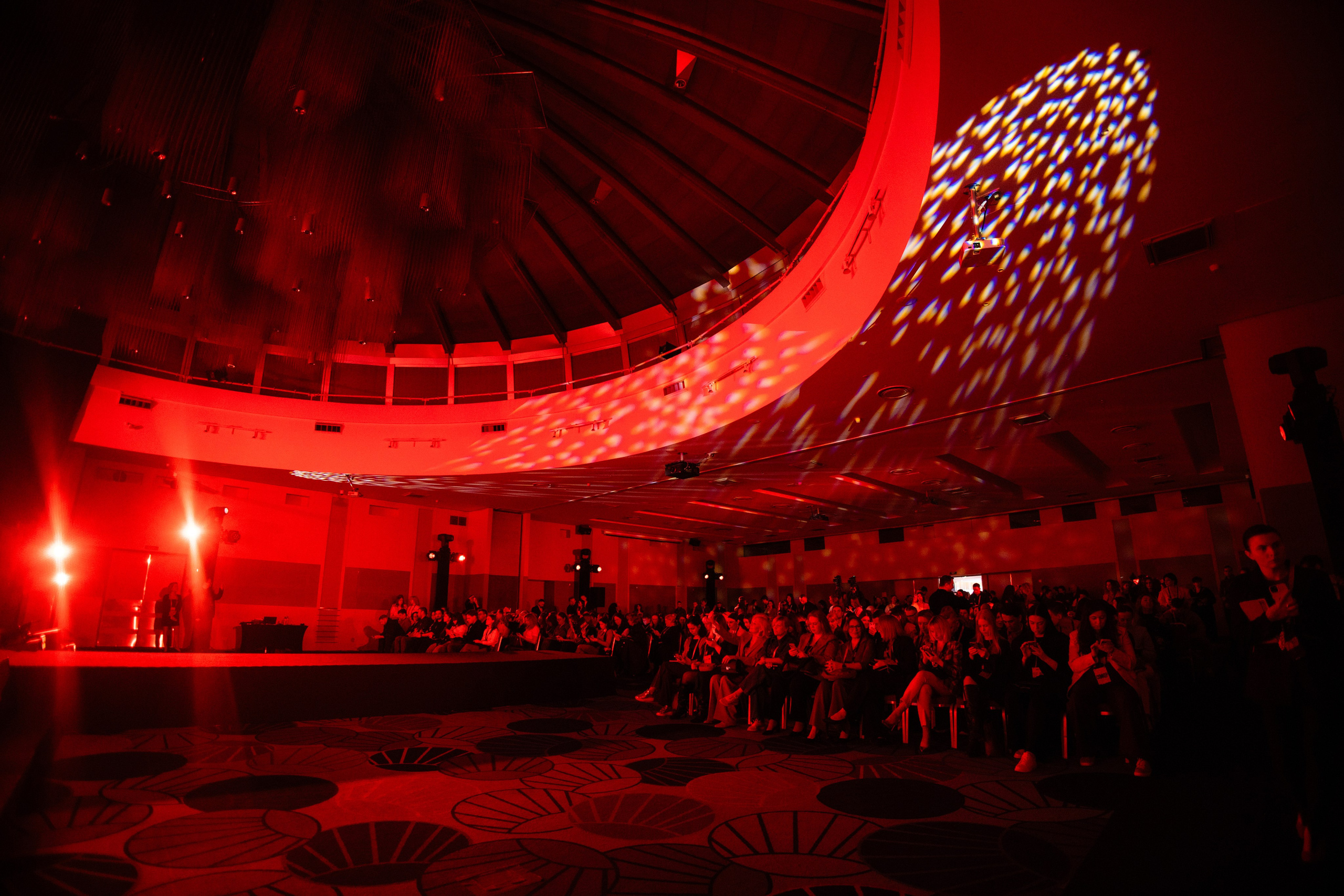 Портреты на фотозоне СИНТЕГРУС