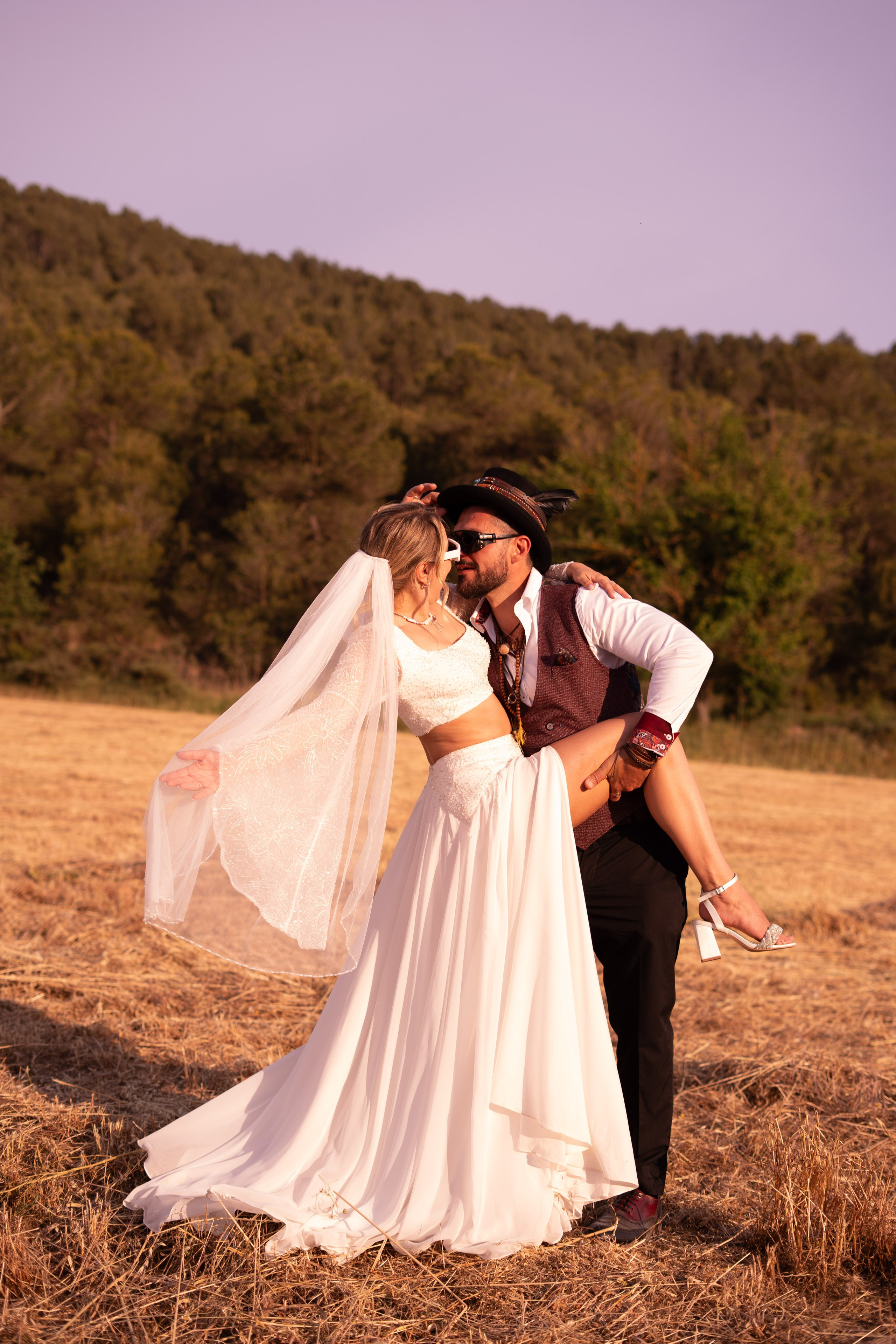 Stasy and Roberto. Wedding Photographer in Barcelona and Medellin