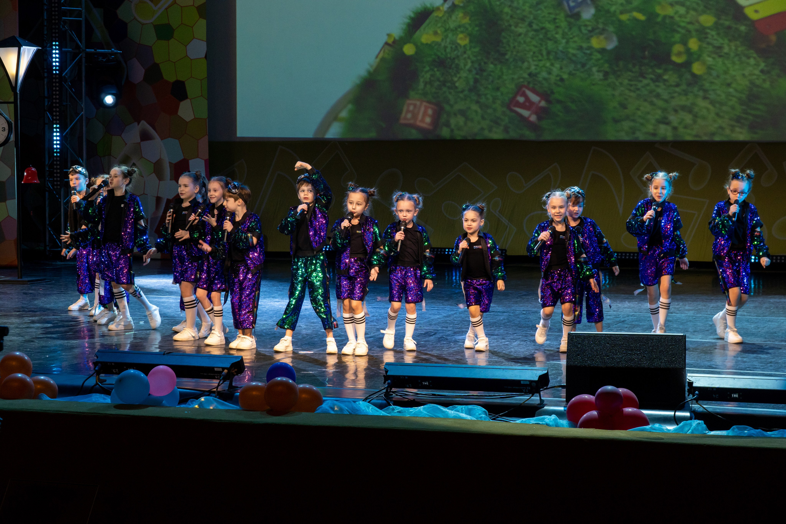 Съёмка концерта для Домисольки, большой концертный зал Космос. «Студия DRONAVT`s» — видеосъёмка и фотография г. Москва