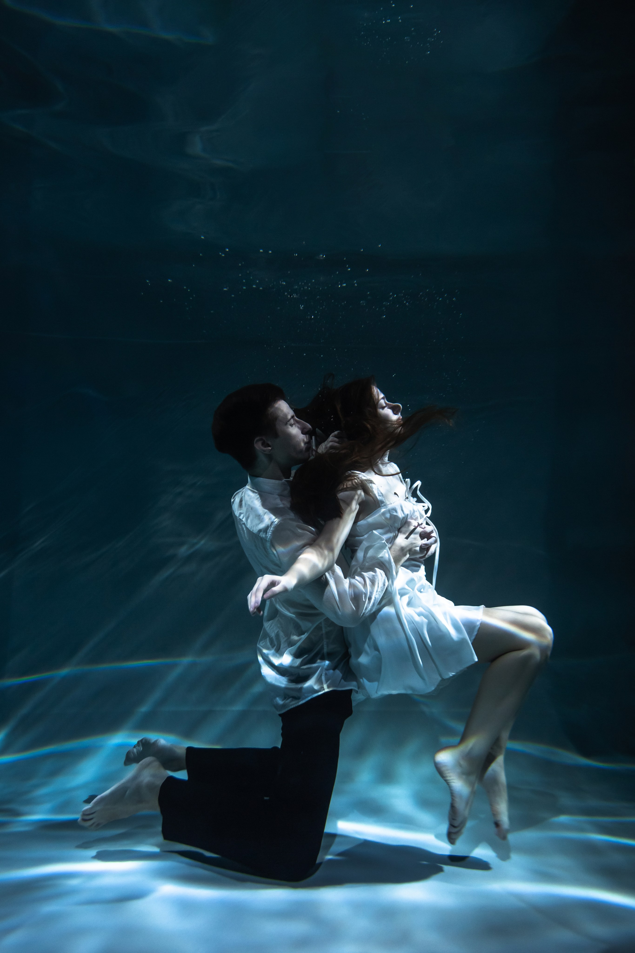 Фотосессия под водой. Свадебный фотограф Кирилл Белый