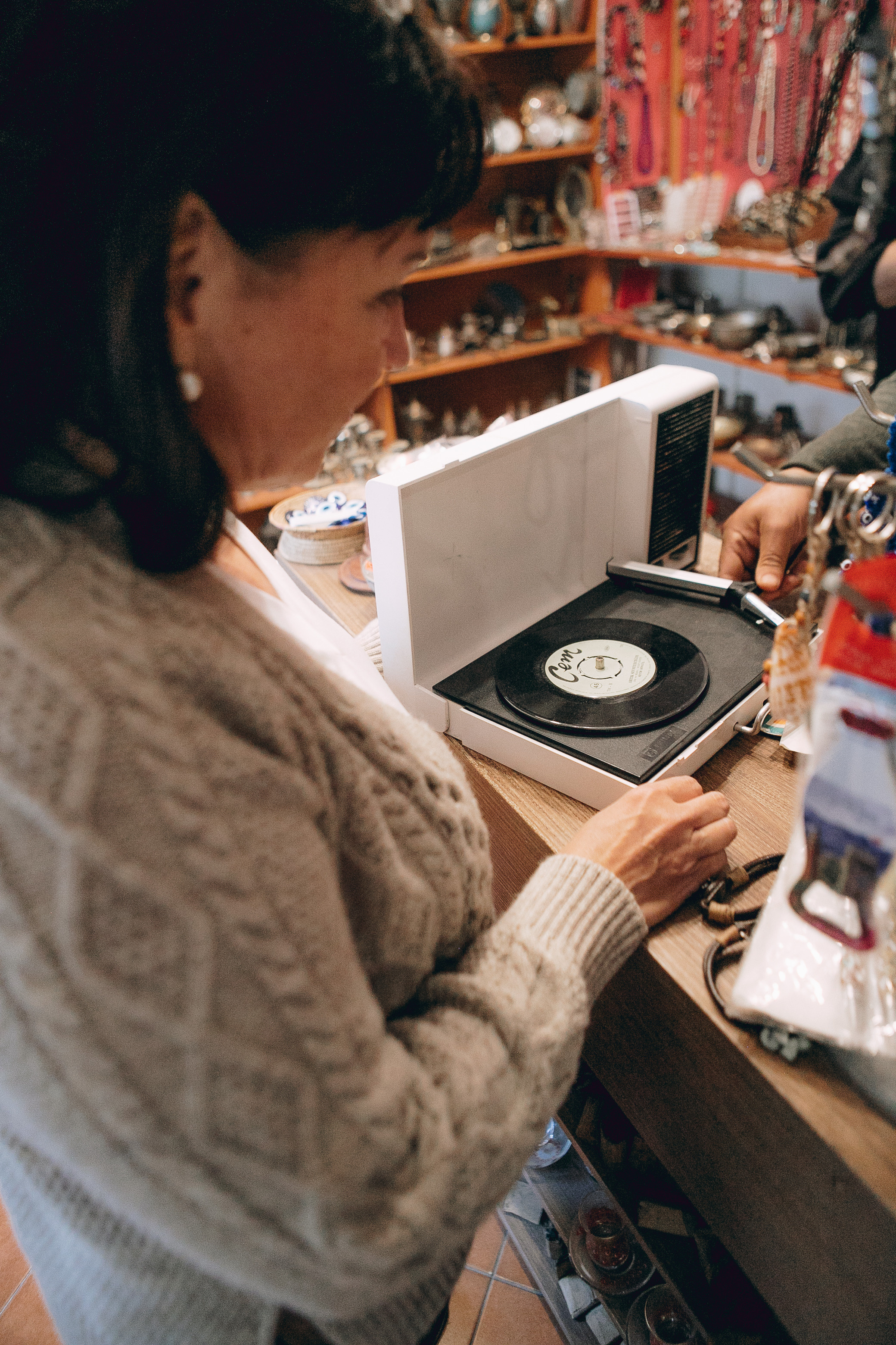 Сувенирная лавка. Фотограф Анастасия Кулешова