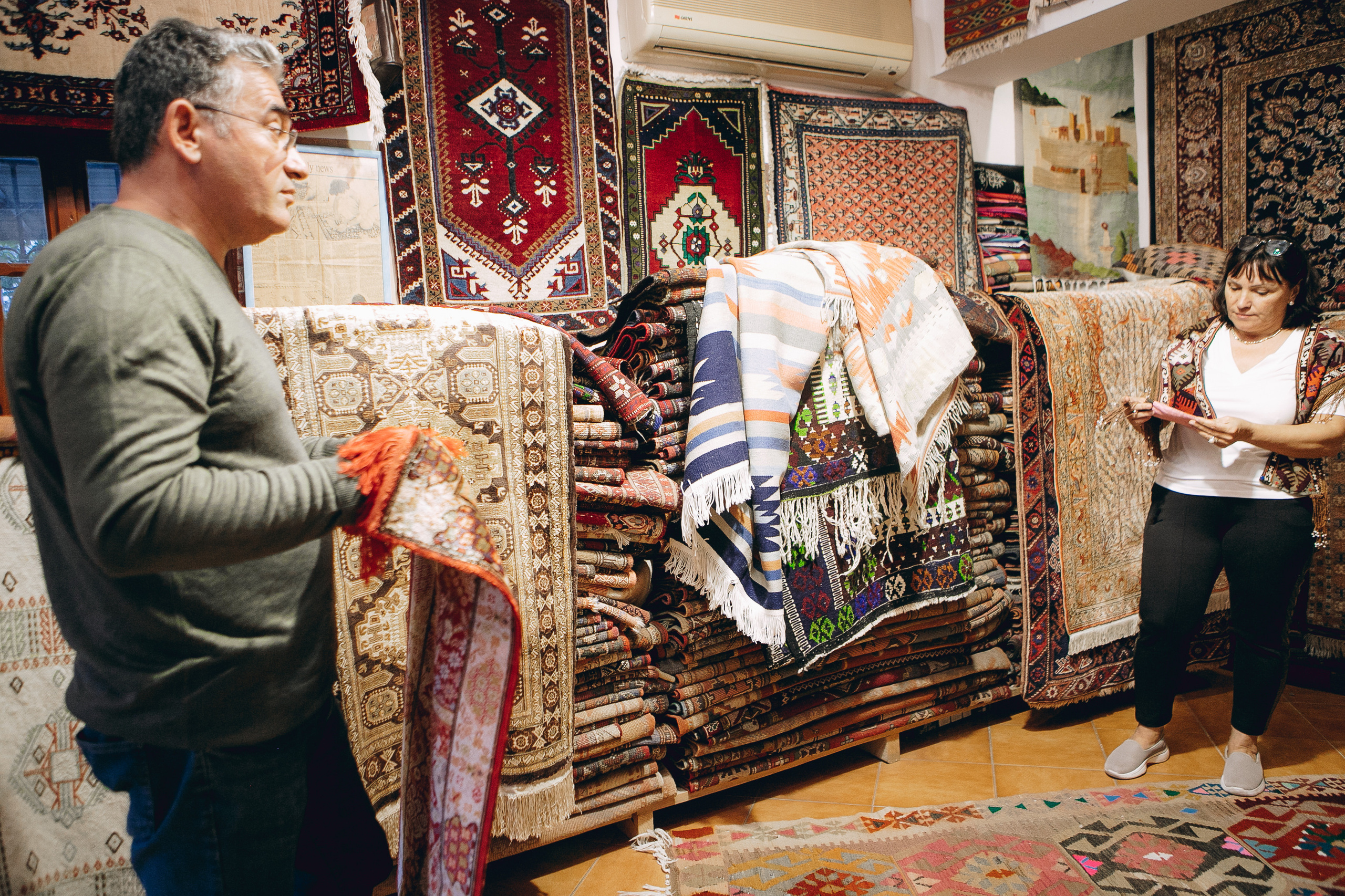 Сувенирная лавка. Фотограф Анастасия Кулешова