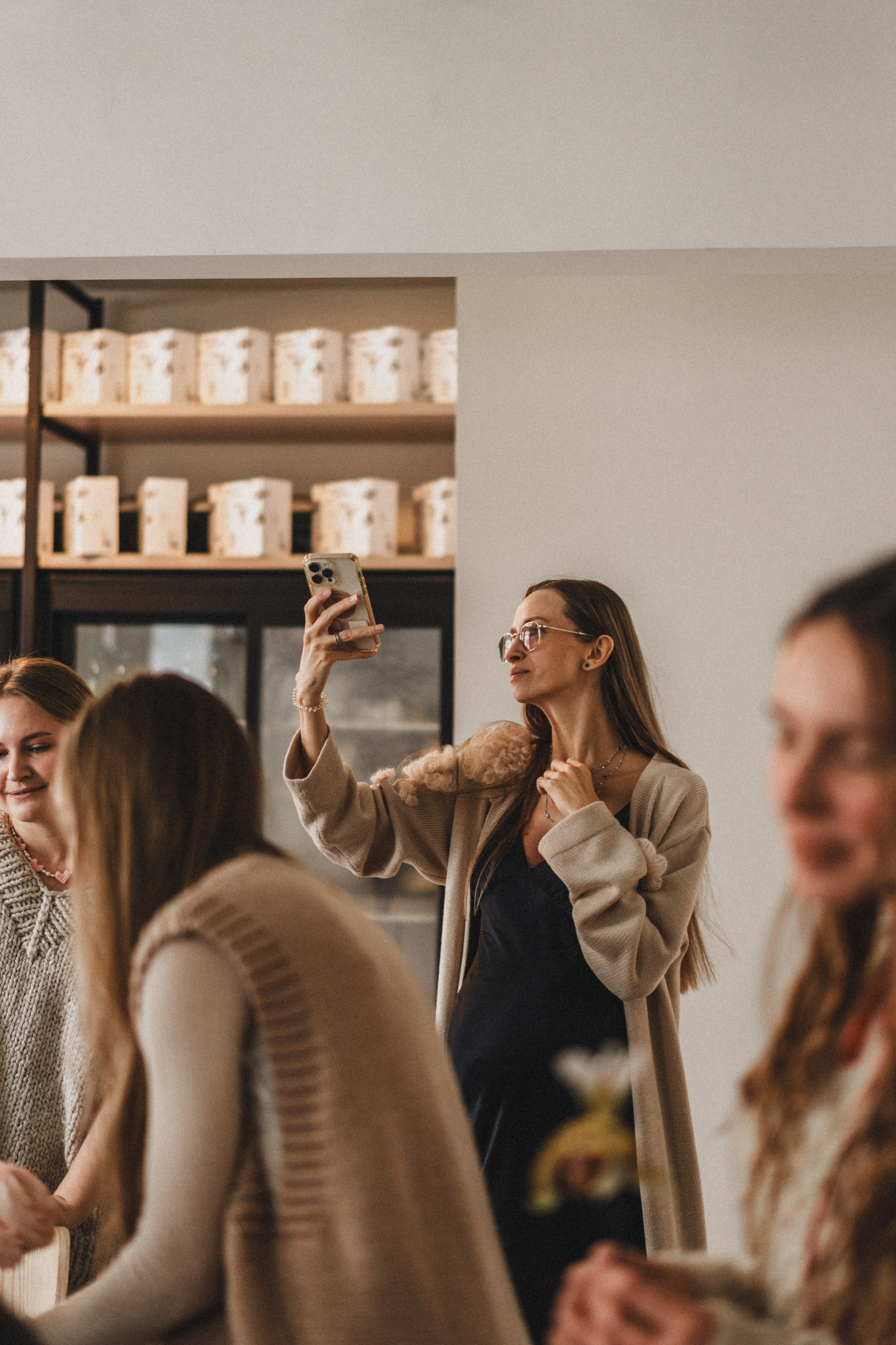 OCHEN' — цветочная встреча 14 февраля. Семейный и детский фотограф и видеограф в Москве, Серпухове и Тарусе Валерия Сорокина