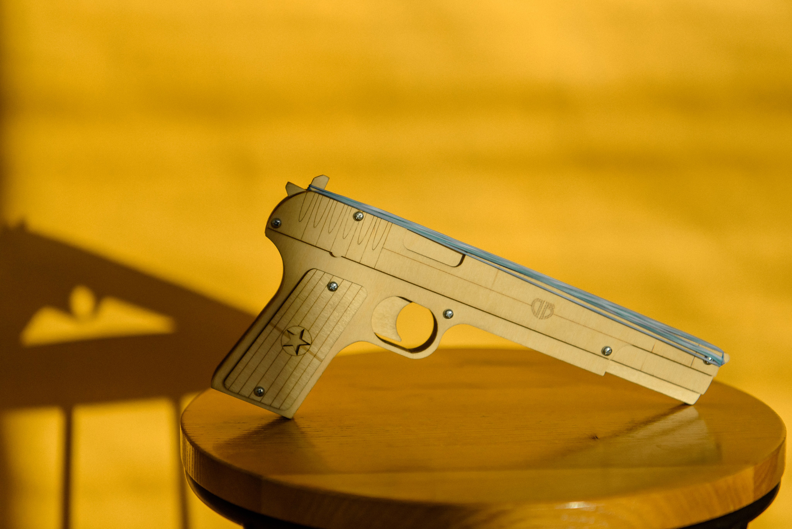 Магазин деревянных игрушек. Свадебный фотограф в Санкт-Петербурге София Шубик