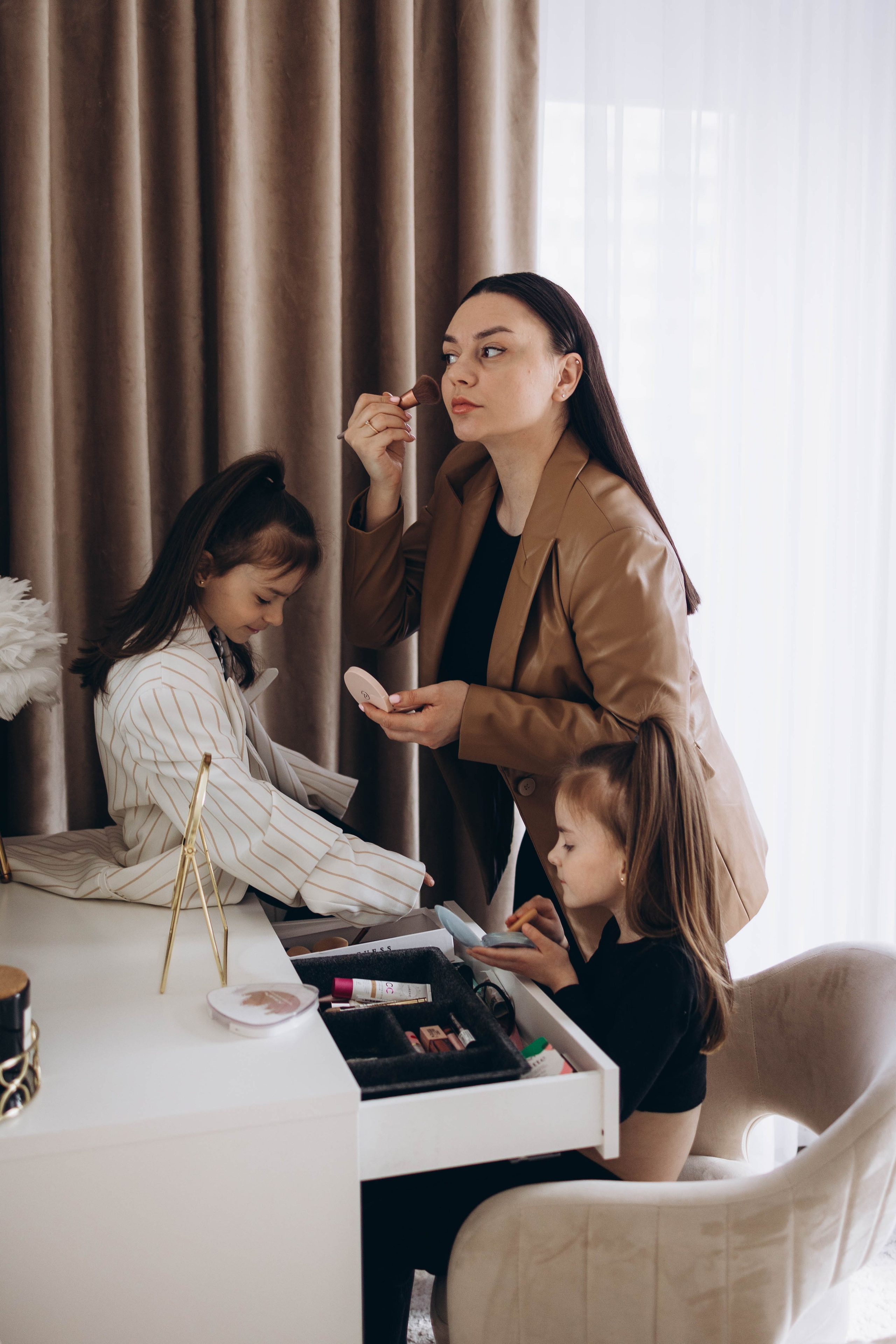 Наталия, Софа и Лиза. Семейный фотограф в Москве Виктория Ястребинская