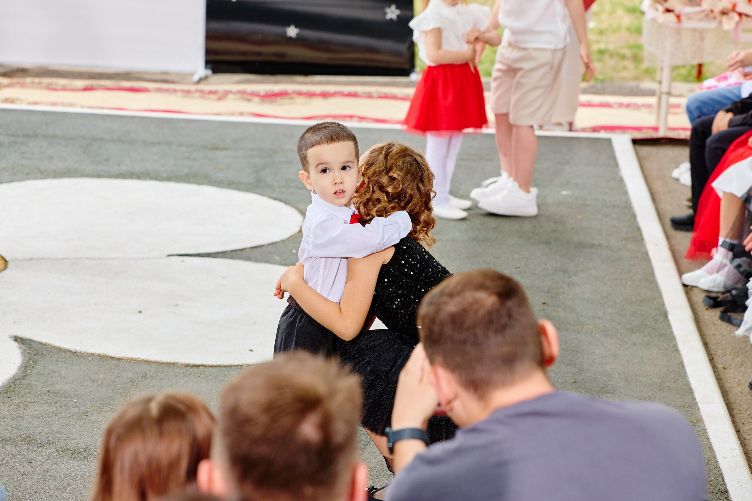 Выпускной 45 сад. Фотограф Выпускные альбомы Таганрог Сергей Коробченко