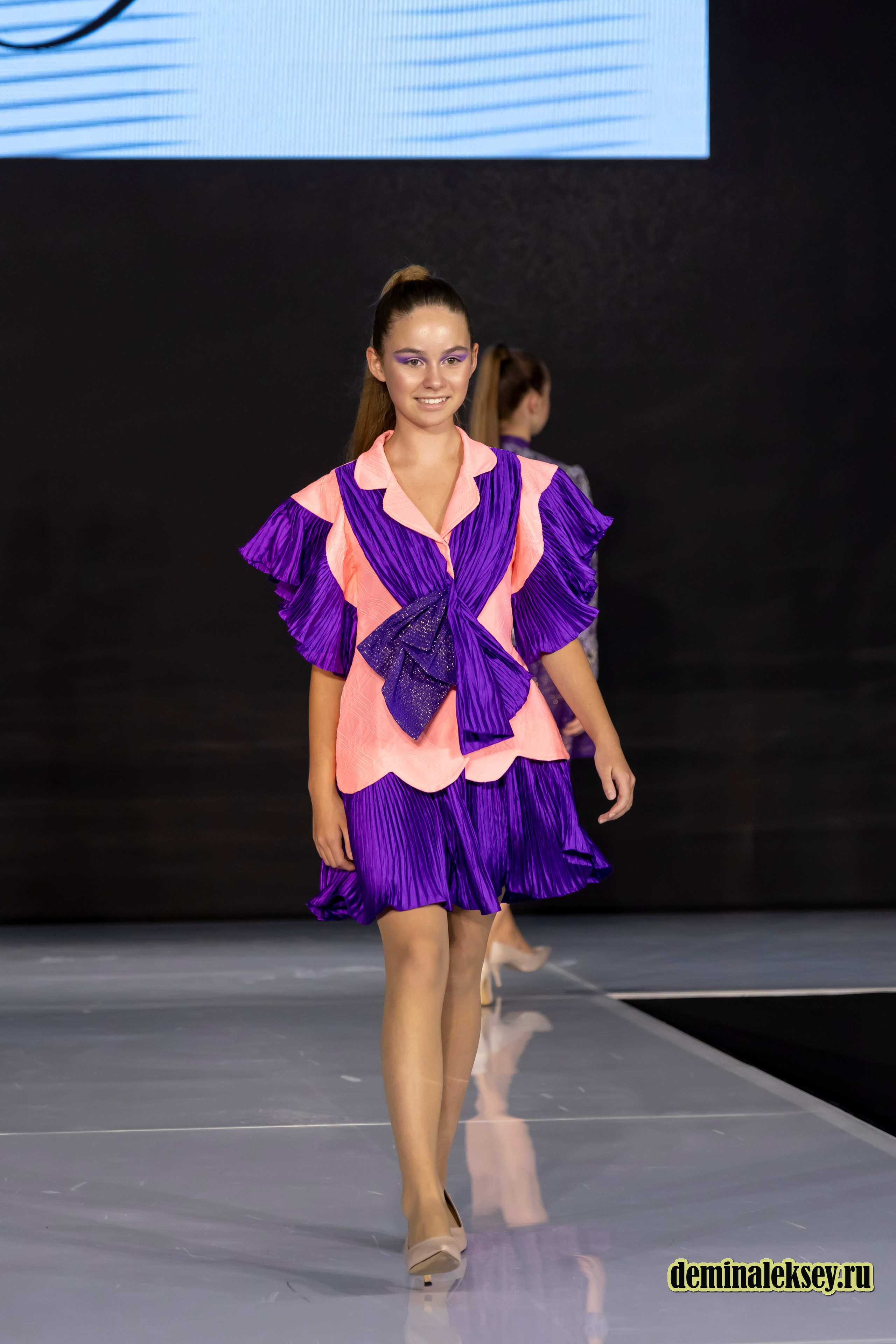 Показ бренда Mirafame на выставке Уникальная Россия 2025. Репортажный, семейный и студийный фотограф в Москве Демин Алексей