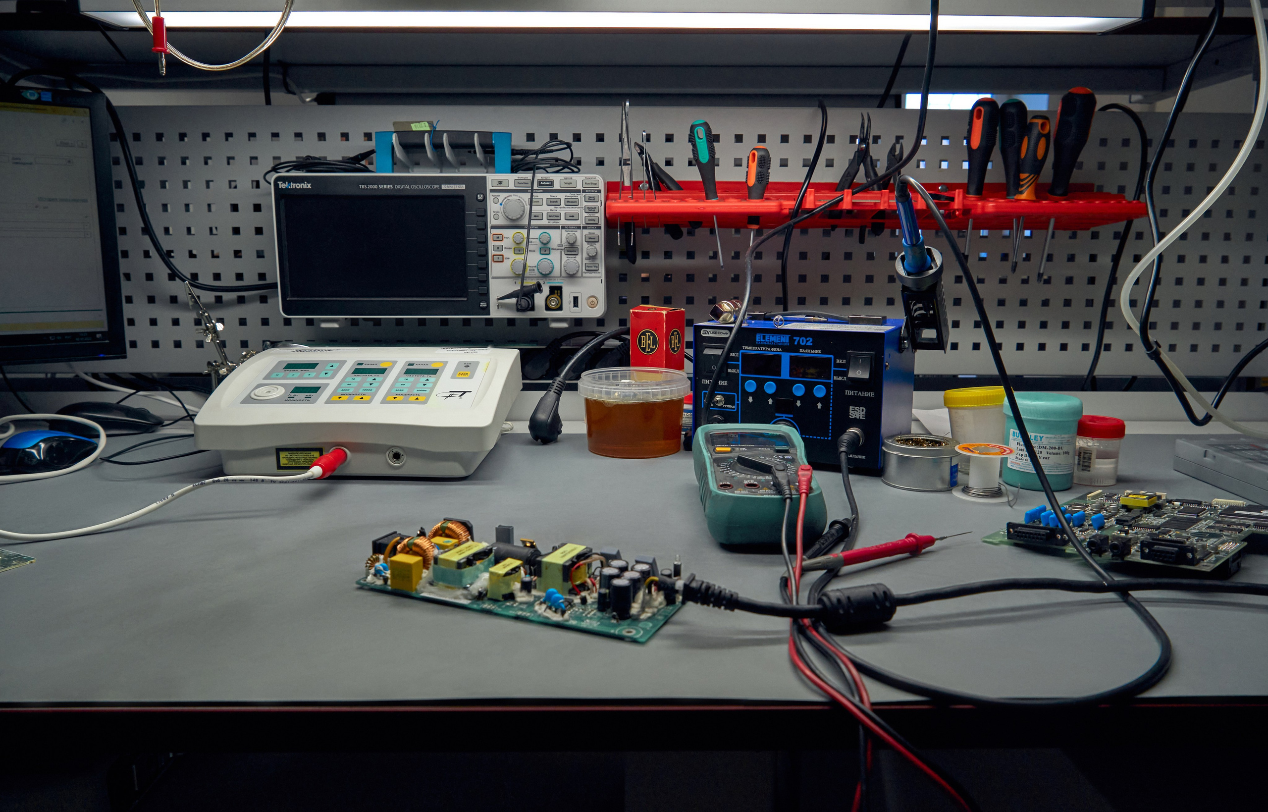 Фотографии для наполнения сайта «МЕД-РЕМОНТ». Фотограф и ретушер Александра Белова