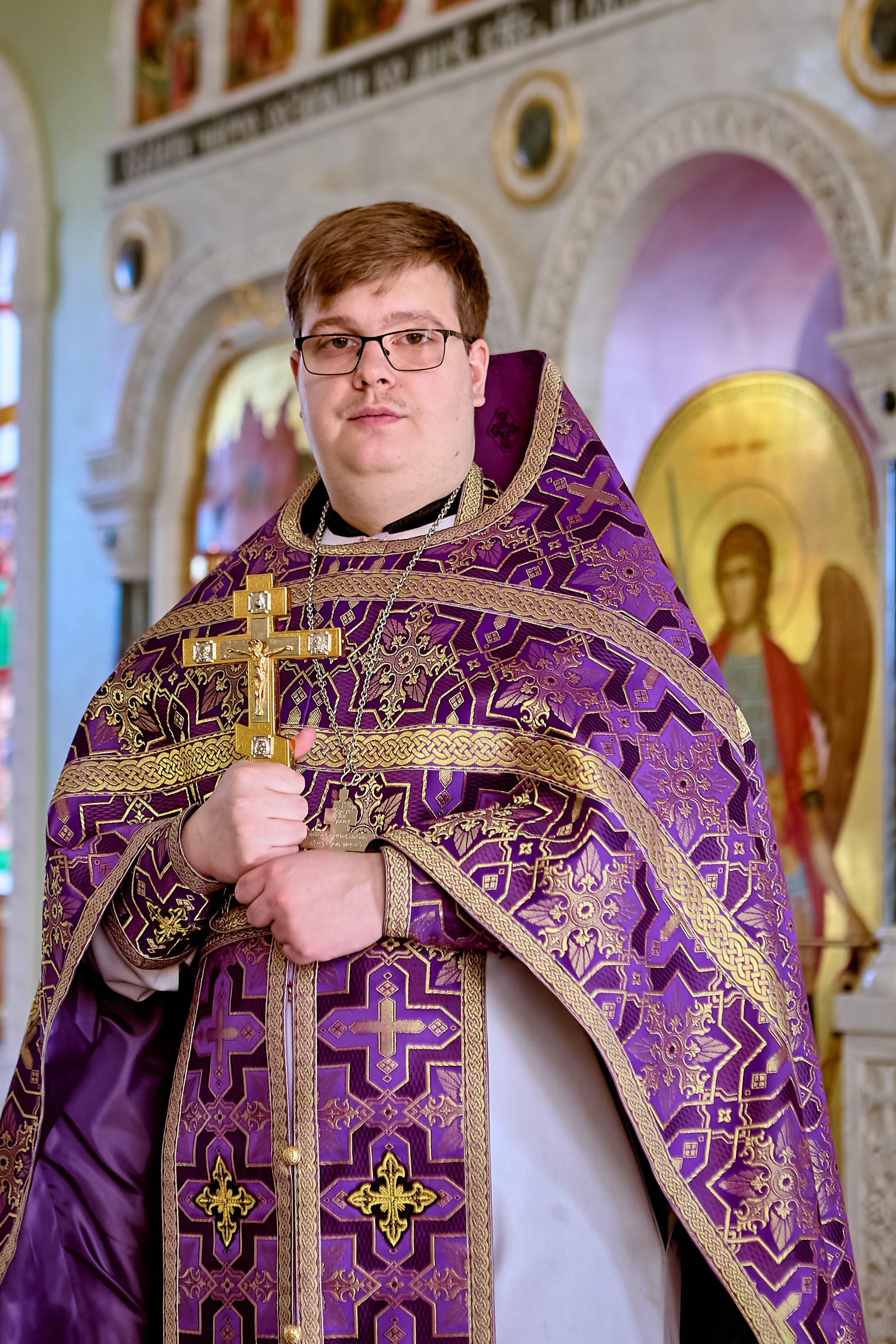 Фотографии Божественной Литургии в Неделю Крестопоклонную