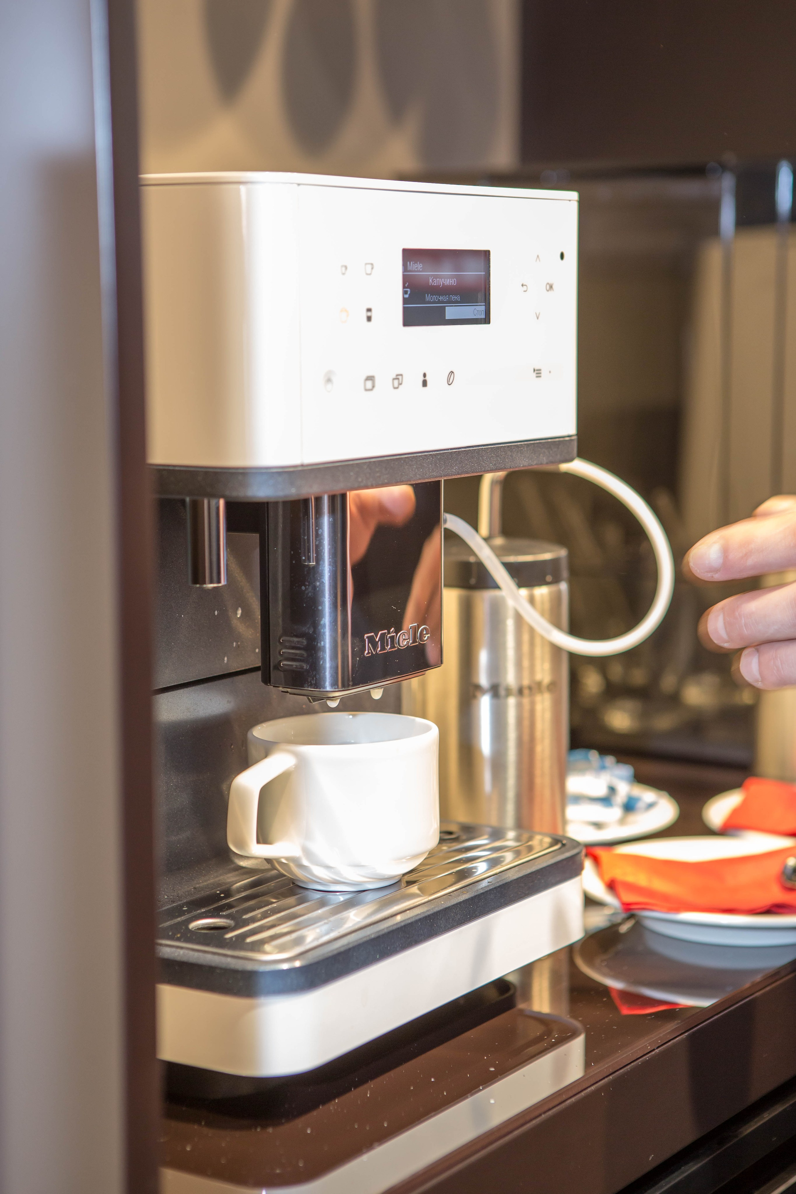 Магазин Miele. Открытие. Главная