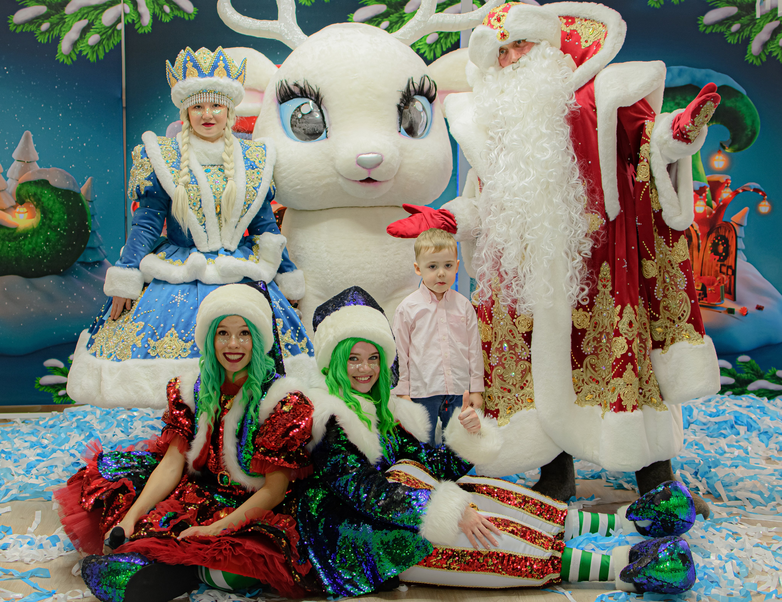 HAPPY NEW YEAR. Photokarish