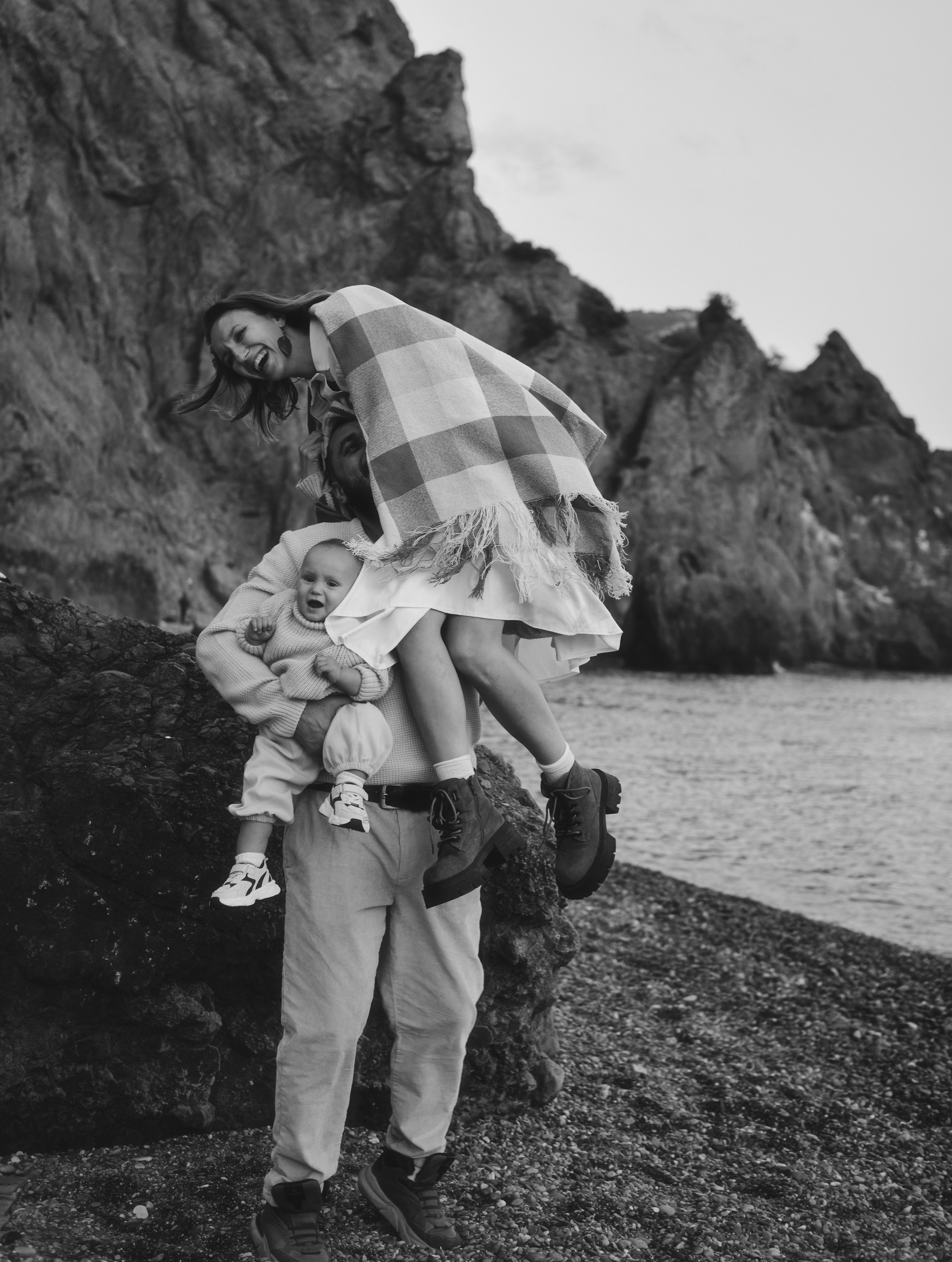 Под шум прибоя. Фотограф Карелина Полина