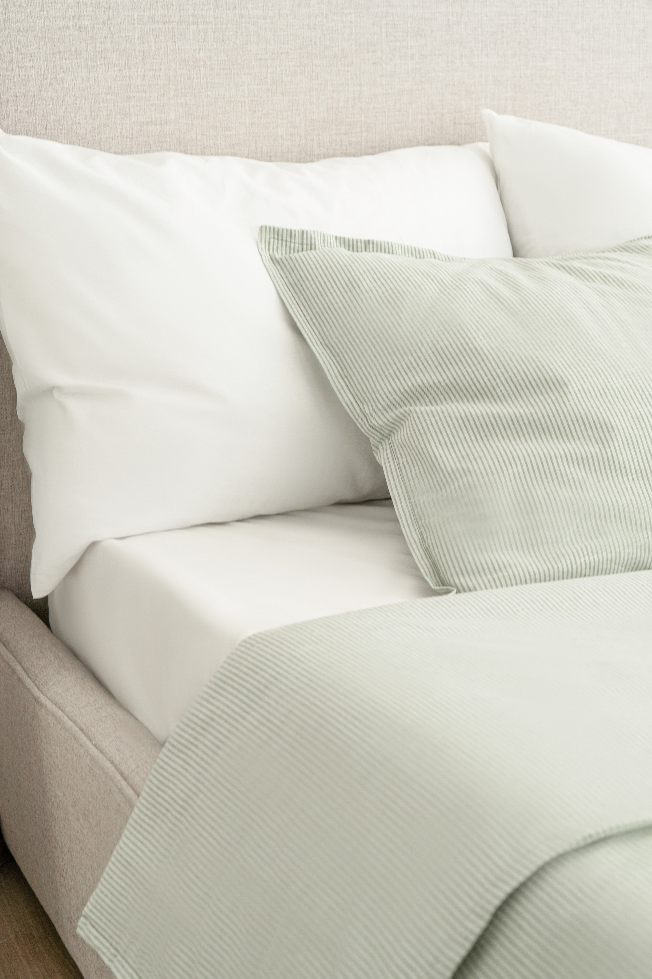 Магазин пастельного белья «Мария Кангас». Da nang Photographer Sergey Zelēnkin