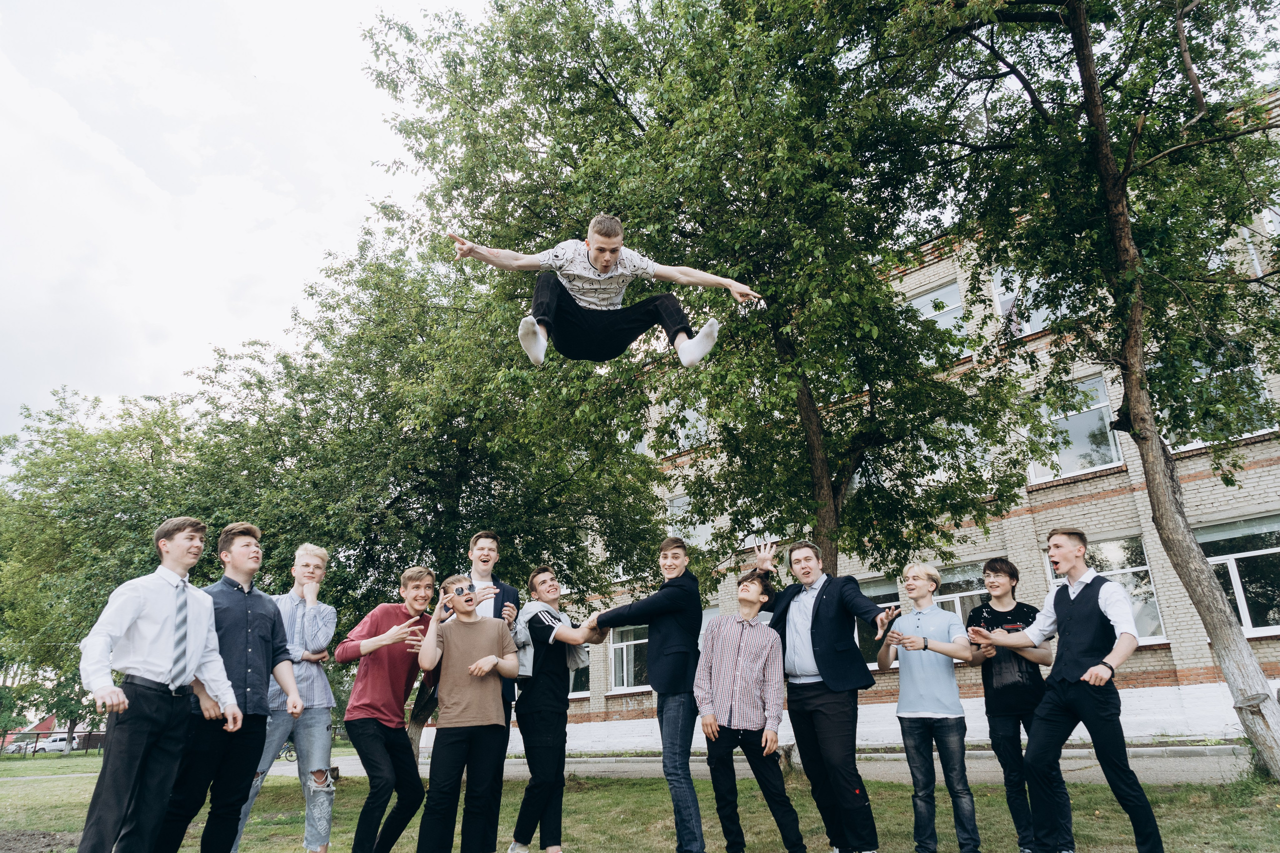 9-11 класс. Выпускные альбомы в Томской области. Видеосъёмка на выпускной