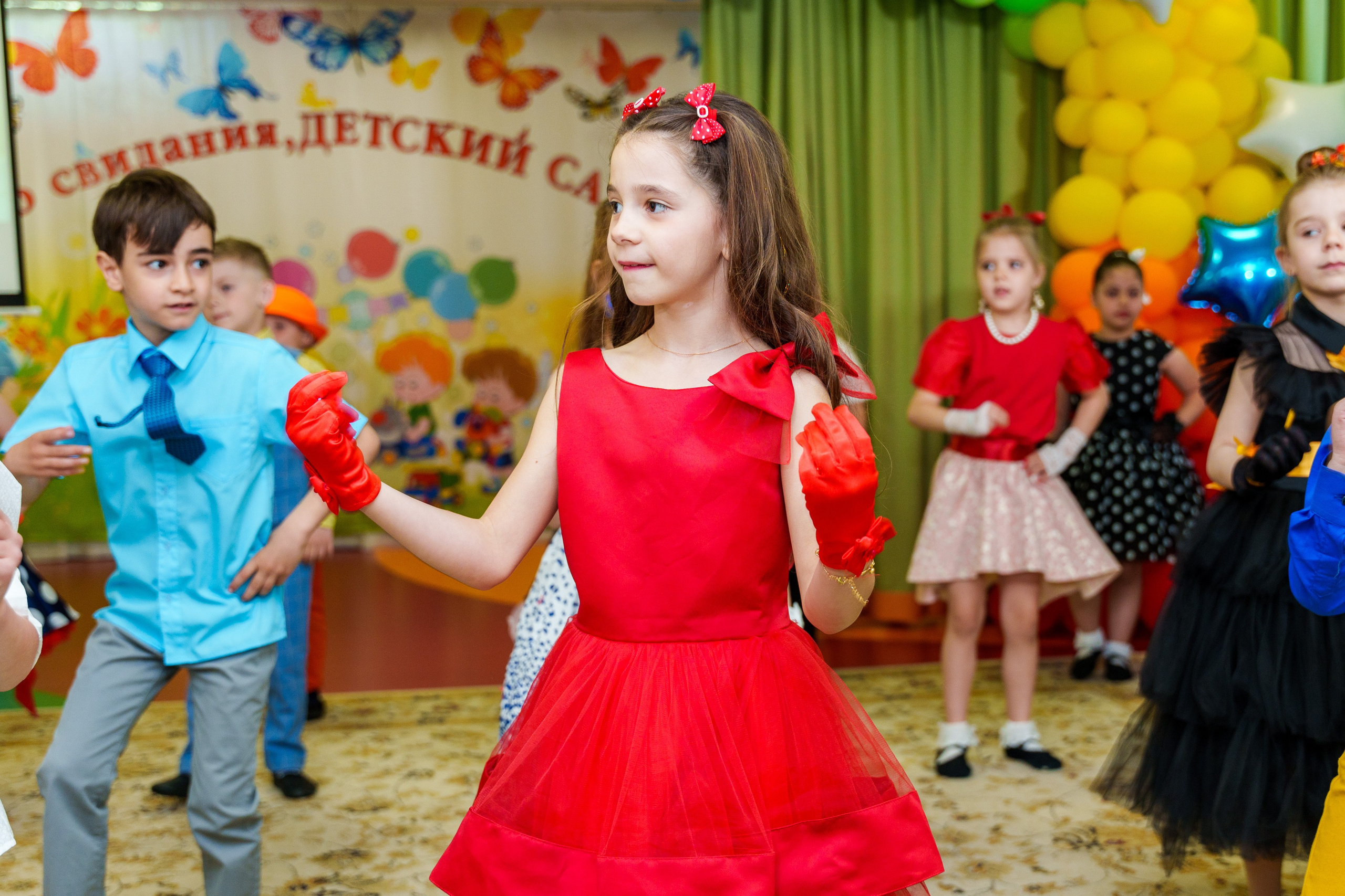 Выпускные в саду. Фотограф Юлия Попова