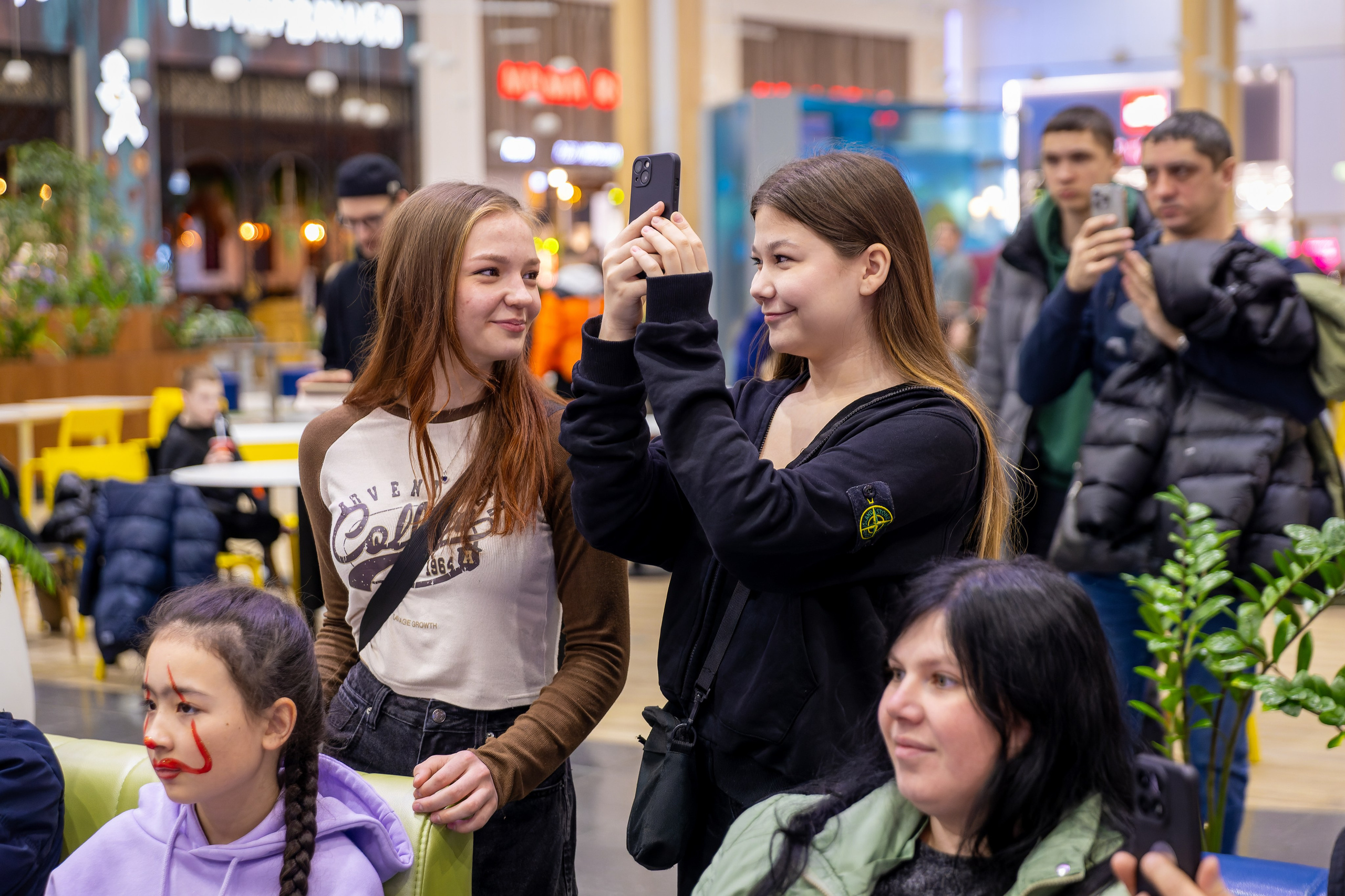 Фото отчет с мероприятия ТЦ Мега 12 лет. Фотограф в Самаре Максим Тырин