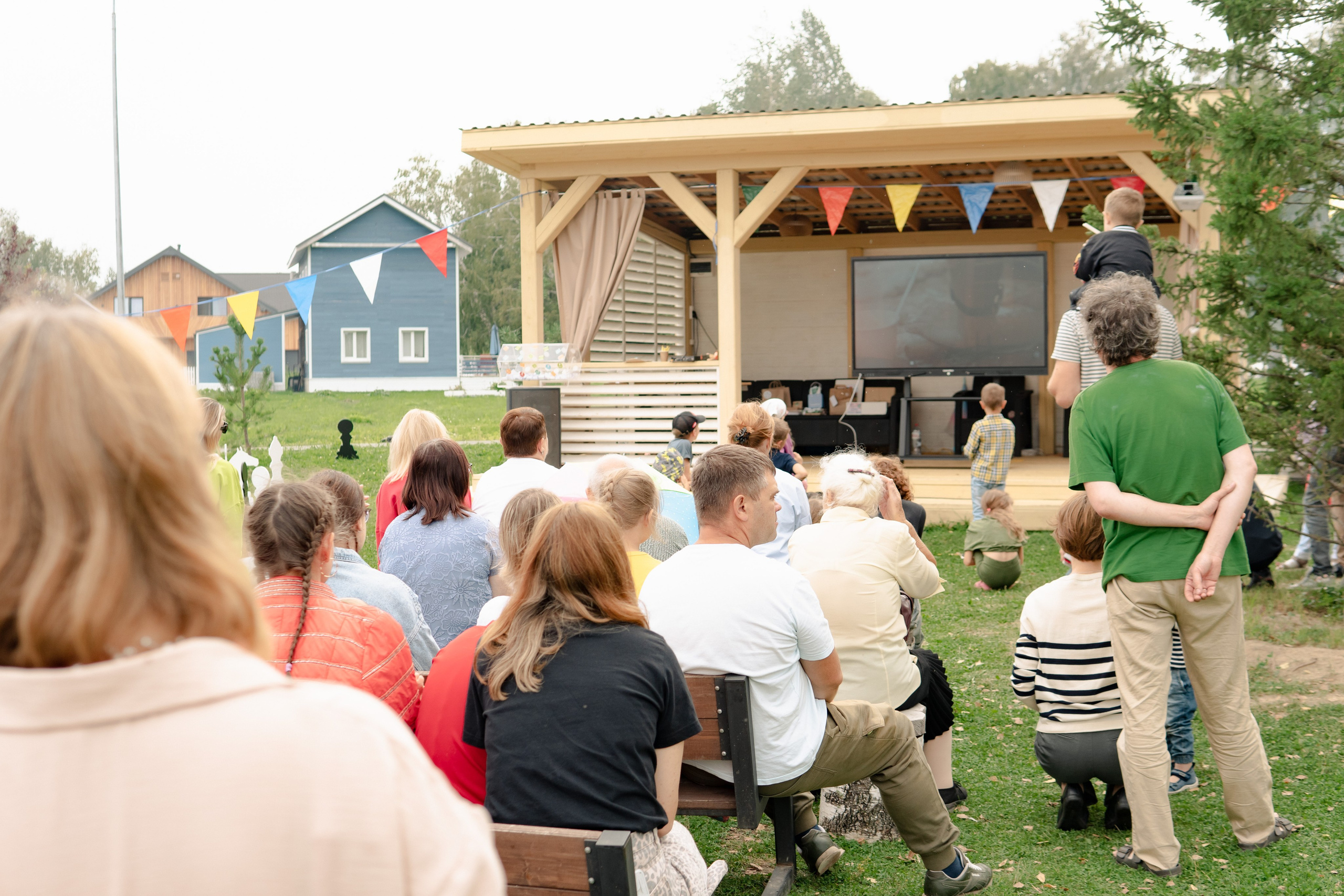 Фоторепортаж из Деревни Мира