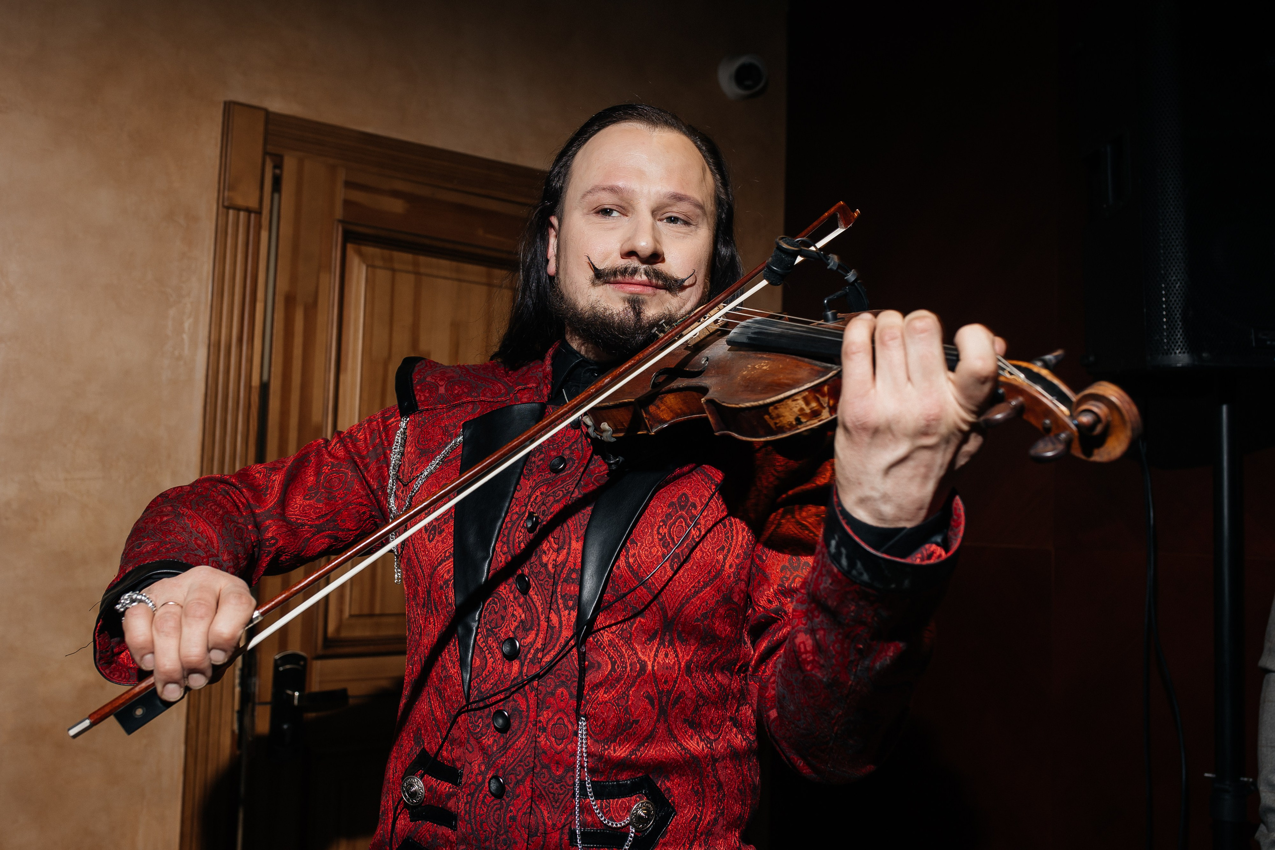 Транспортная компания КИТ 2024. Свадебный и портретный фотограф Алина Иванова. Екатеринбург-Москва