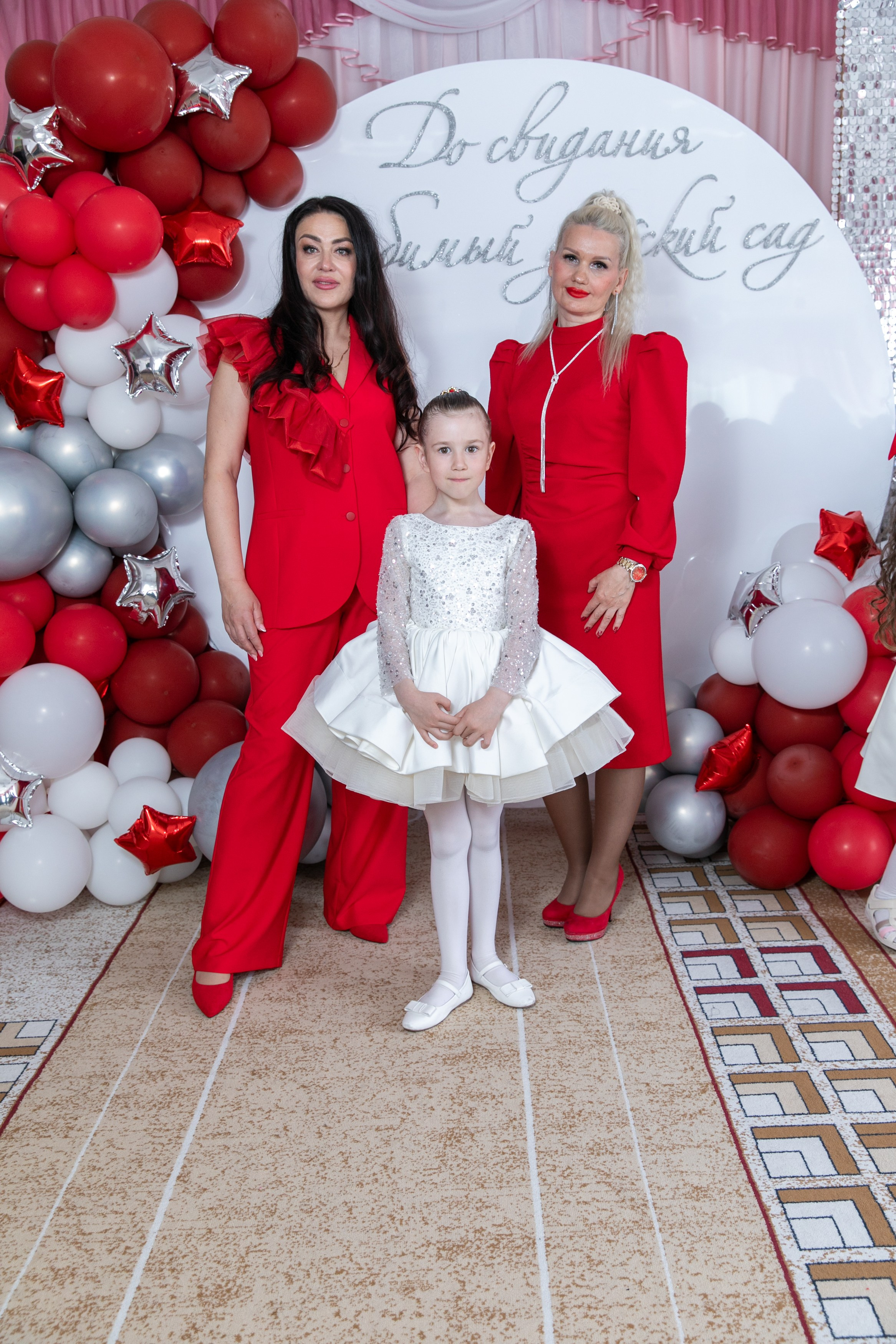 Выпускной Жемчужина 2025. Школьный и детский фотограф в Южно-Сахалинске Анастасия Лескова