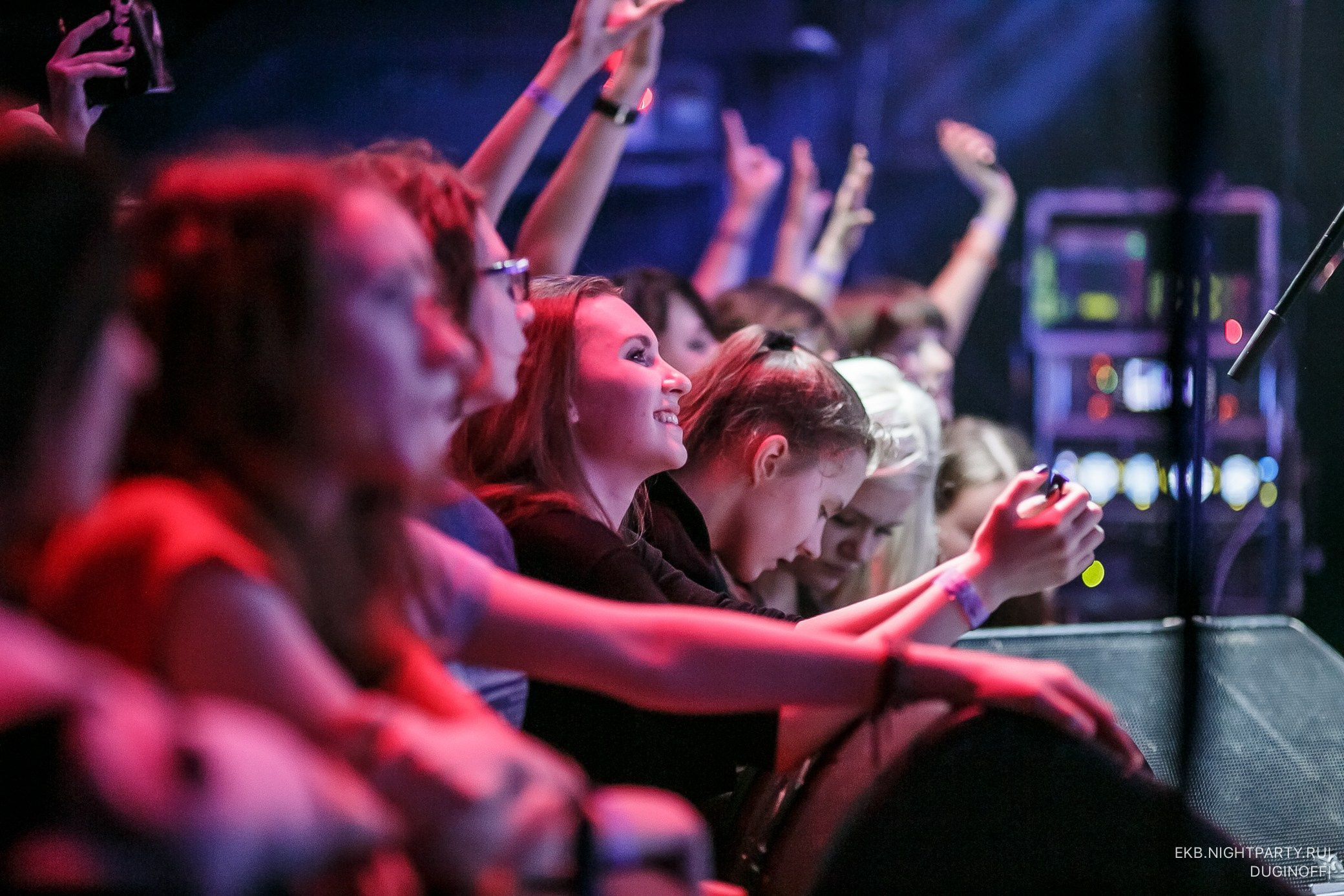 НЕРВЫ Концерт. Профессиональный фотограф Дугинов Николай | Екатеринбург