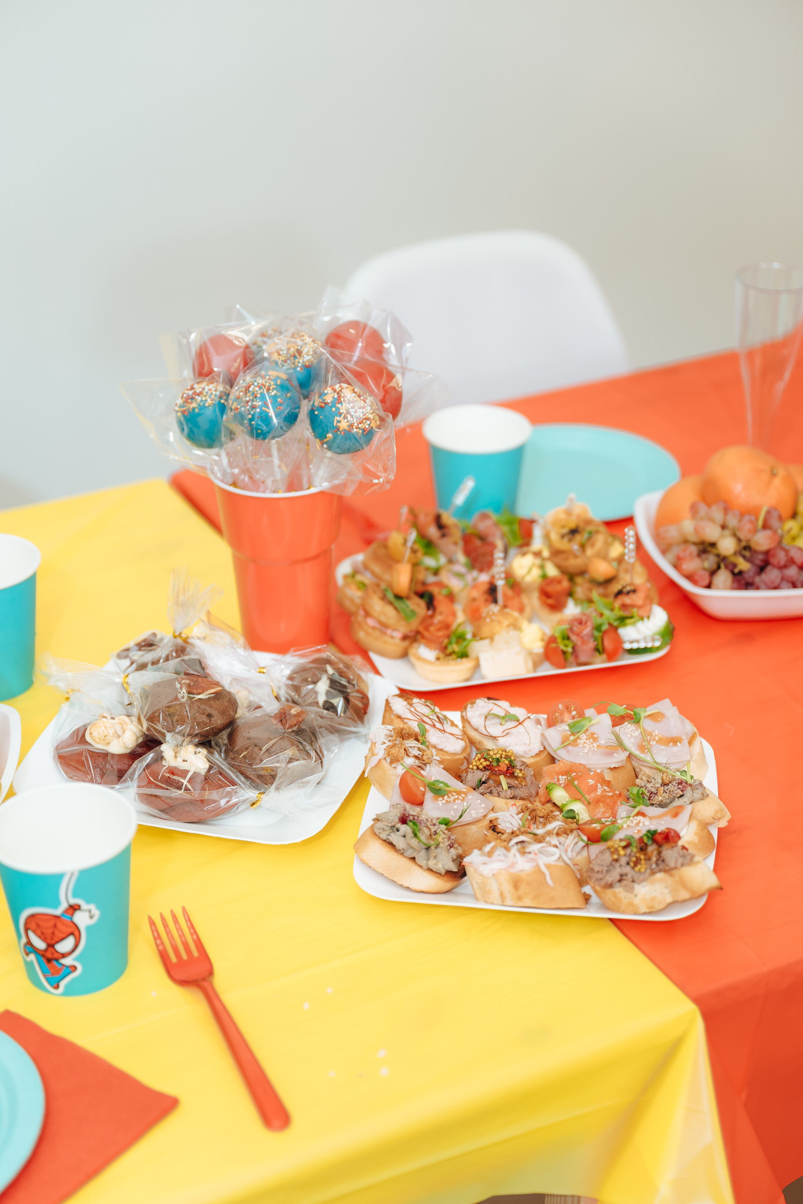 Праздник Льва в Мультифокс. Детский и семейный фотограф Катерина Мишина