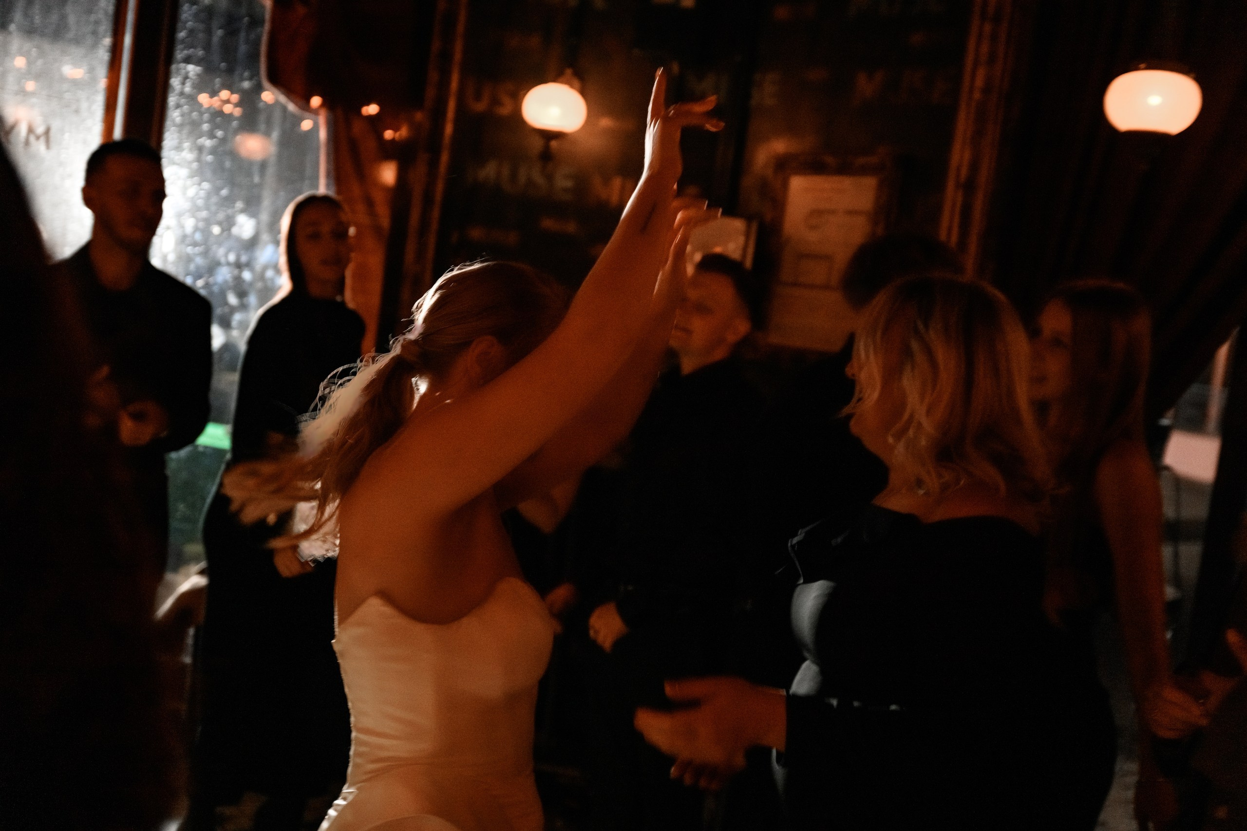 Фотограф на свадьбу Минск Москва Санкт-Петербург Свадебный фотограф Фотограф на свадьбу Репортажный фотограф Love Story Свадебная прогулка. Свадебный фотограф — Крюков Константин