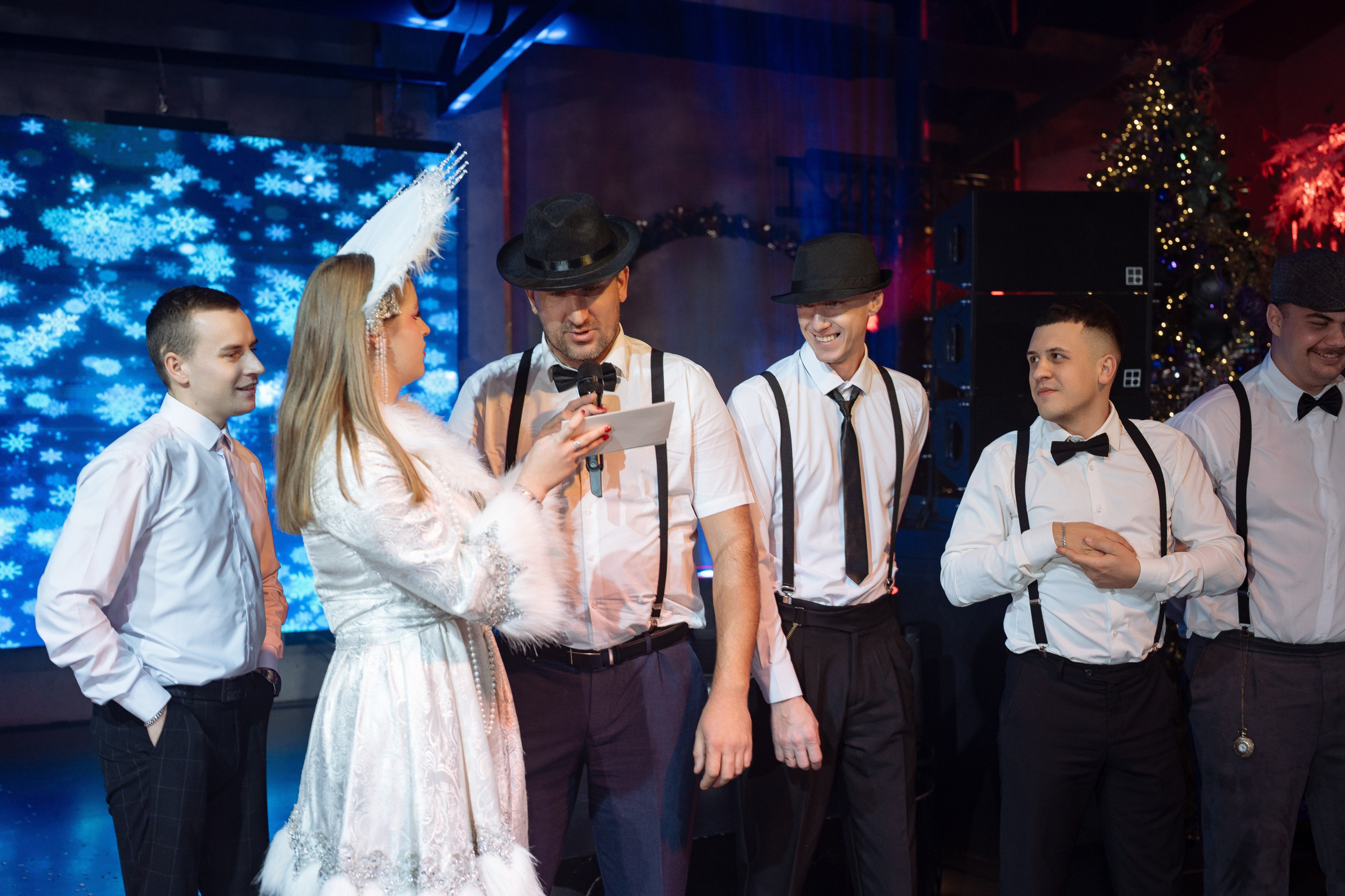 Альбион Тур