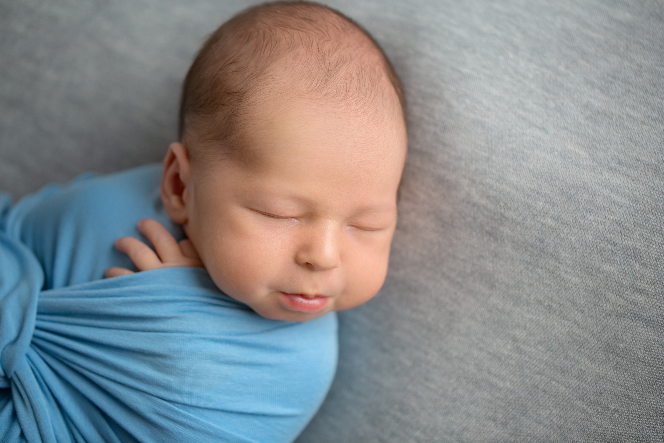 Ньюборн Лев. Фотограф новорожденных во Владивостоке Татьяна Побережняк