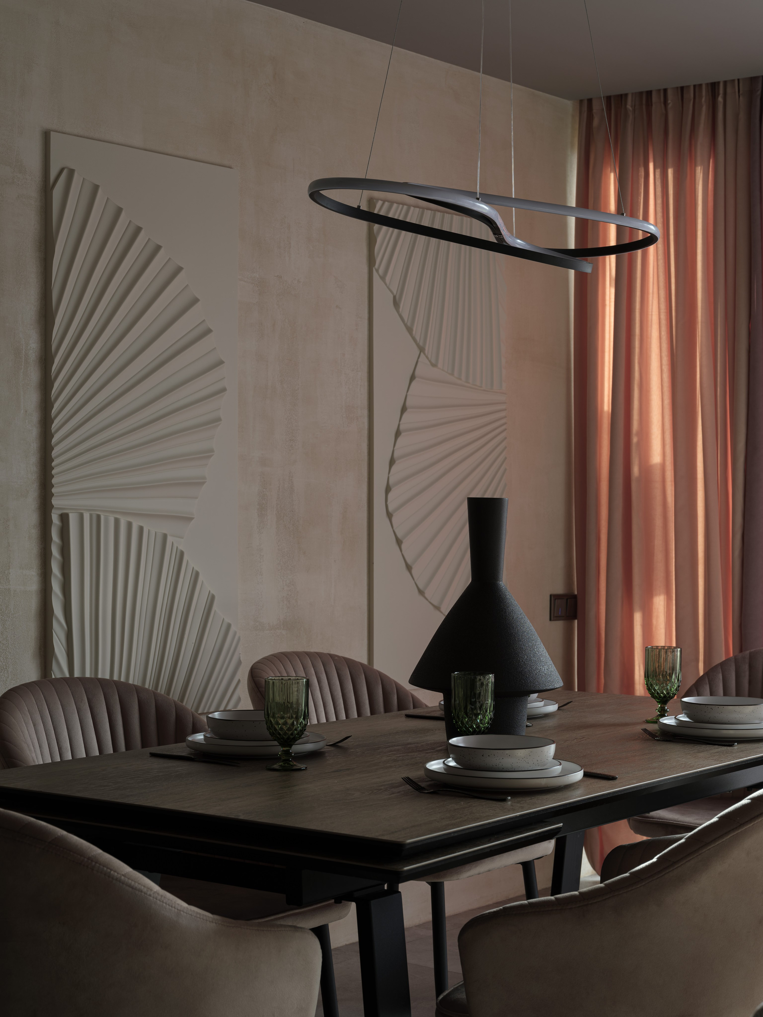 Спальня (дизайнеры Герман Фарени, Надежда Крецкая, интерьерный фотограф Сергей Денисенко)