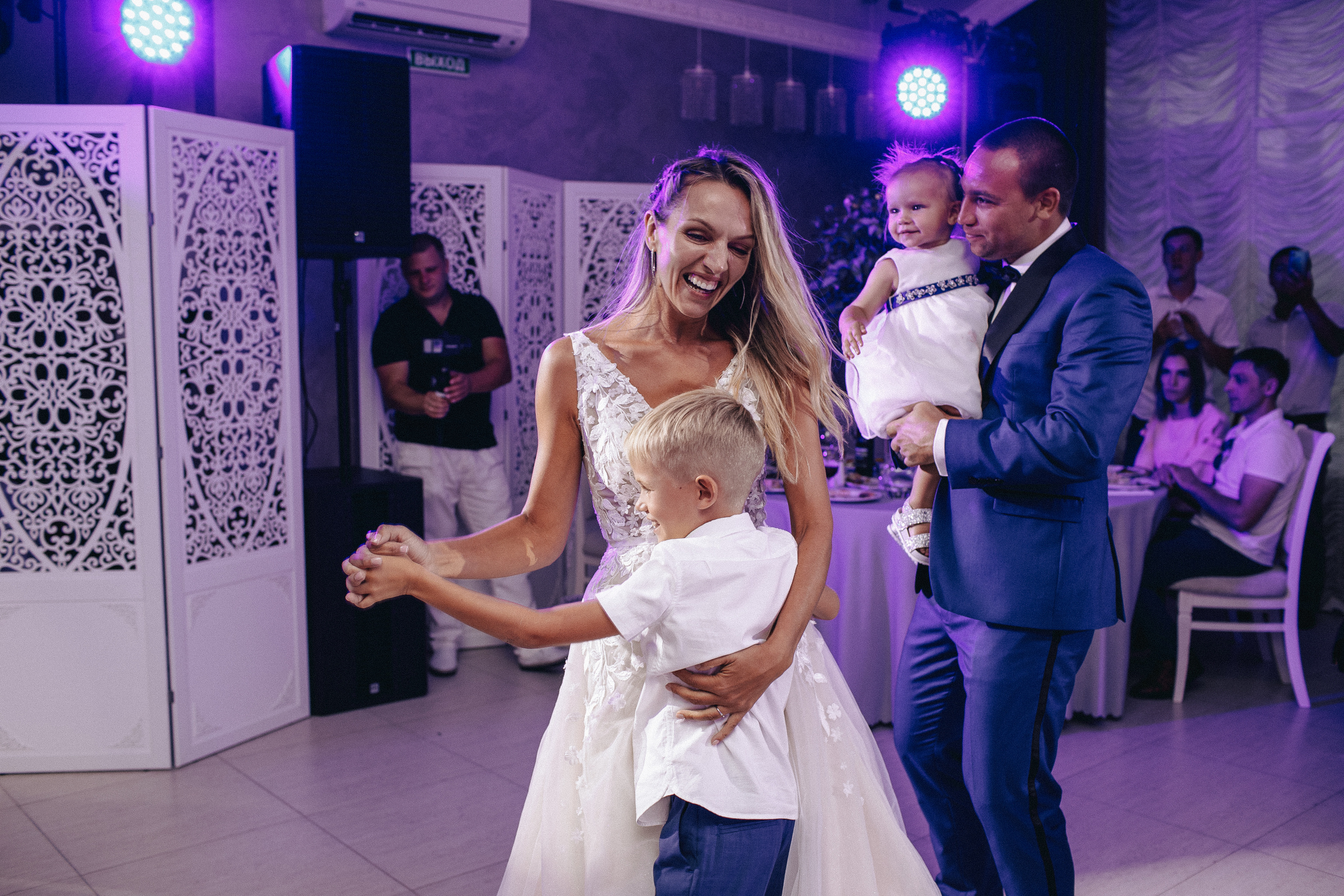 Красивая свадебная фотосъемка в Крыму. Крым фото, отдых Крым, Севастополь фото, Свадьба фото, Олег Горбатко