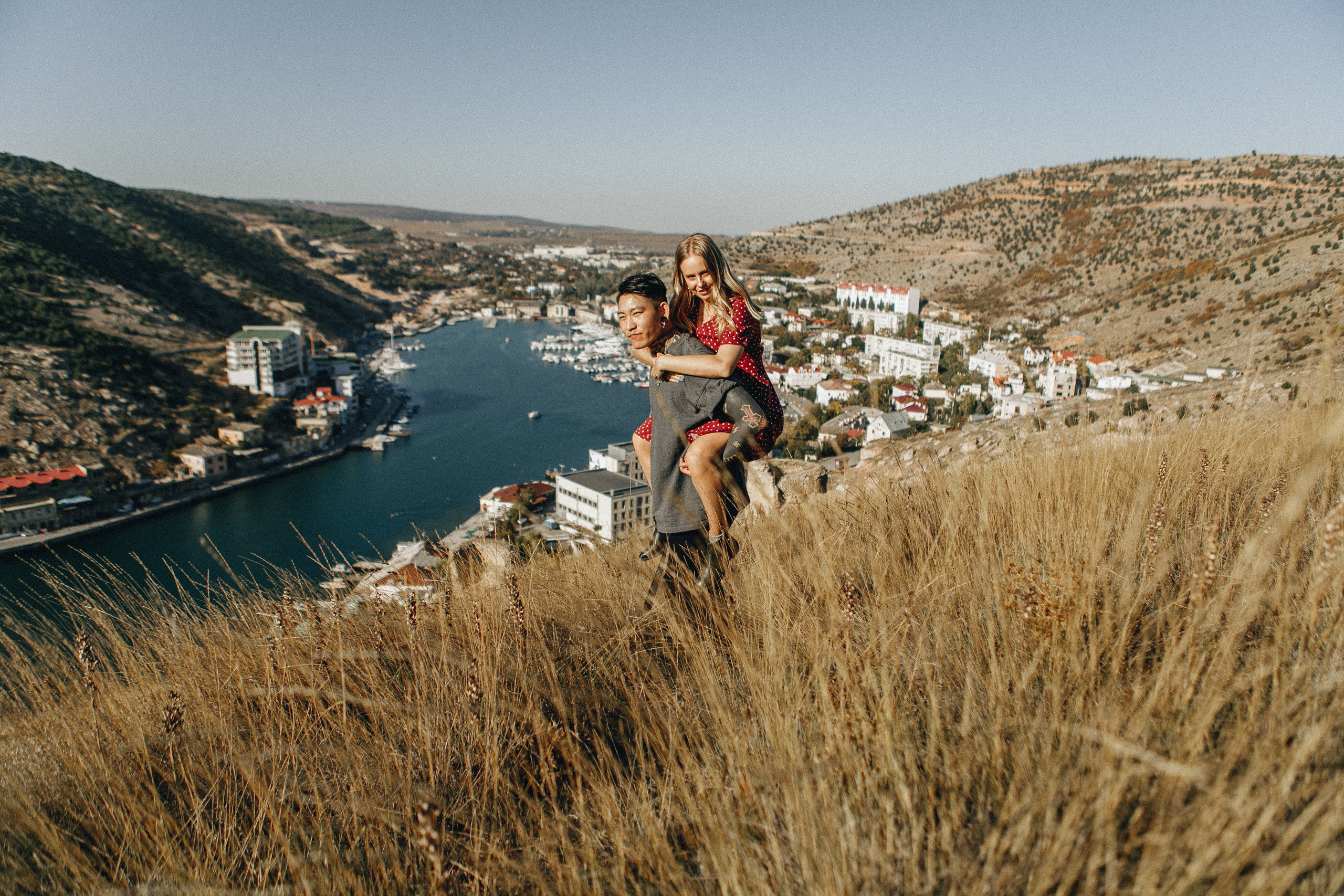 Интернациональная пара на съемке в Крыму. Крым фото, отдых Крым, Севастополь фото, Свадьба фото, Олег Горбатко