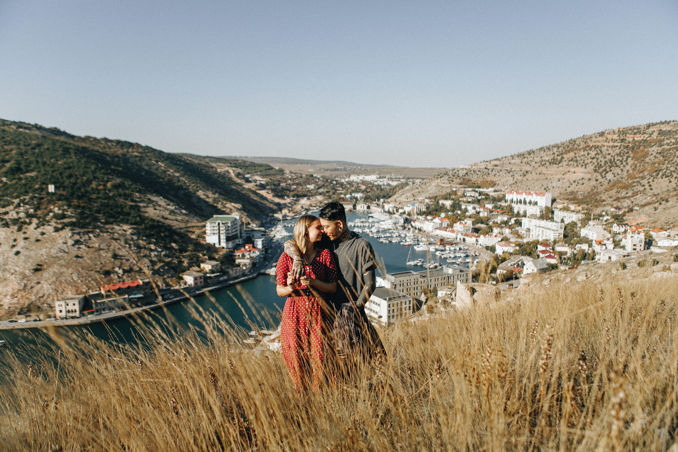 Интернациональная пара на съемке в Крыму. Крым фото, отдых Крым, Севастополь фото, Свадьба фото, Олег Горбатко