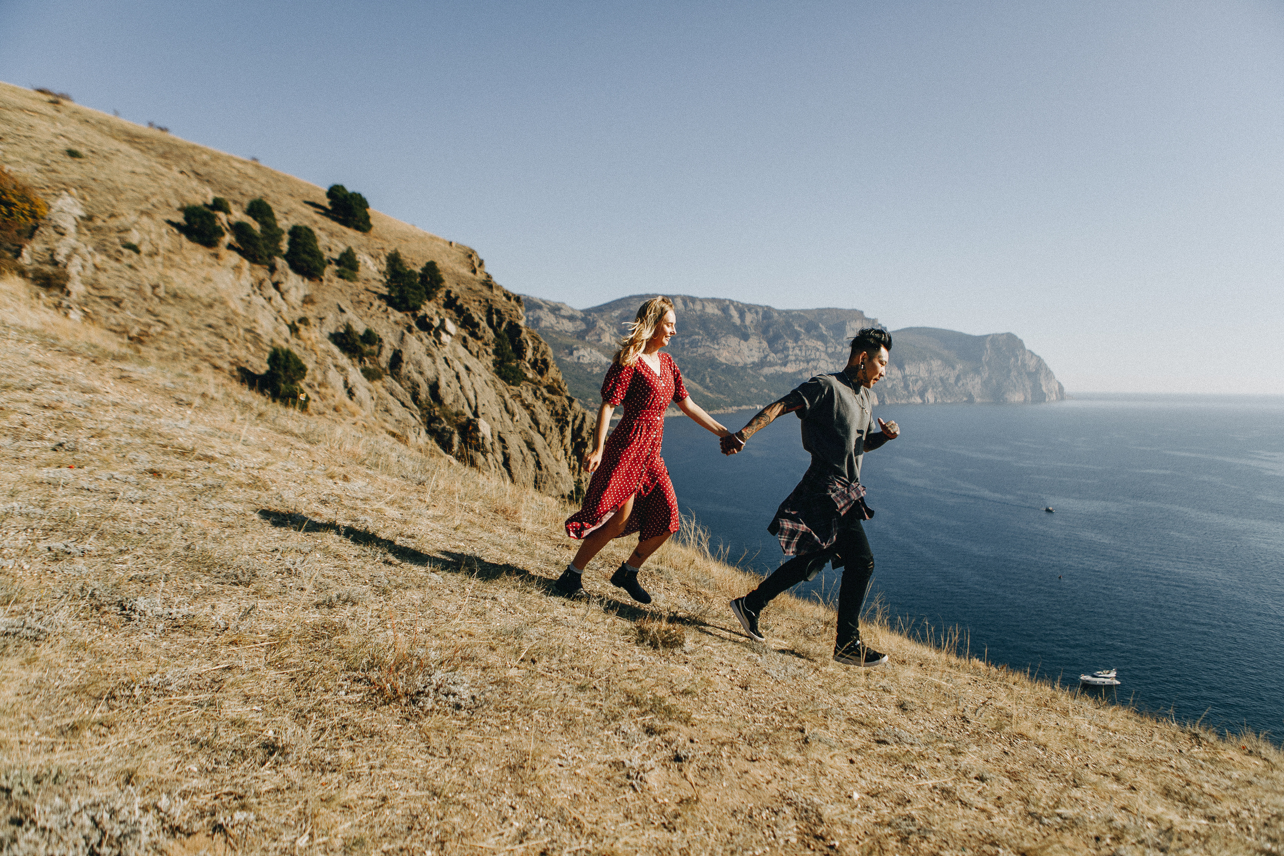 Интернациональная пара на съемке в Крыму. Крым фото, отдых Крым, Севастополь фото, Свадьба фото, Олег Горбатко