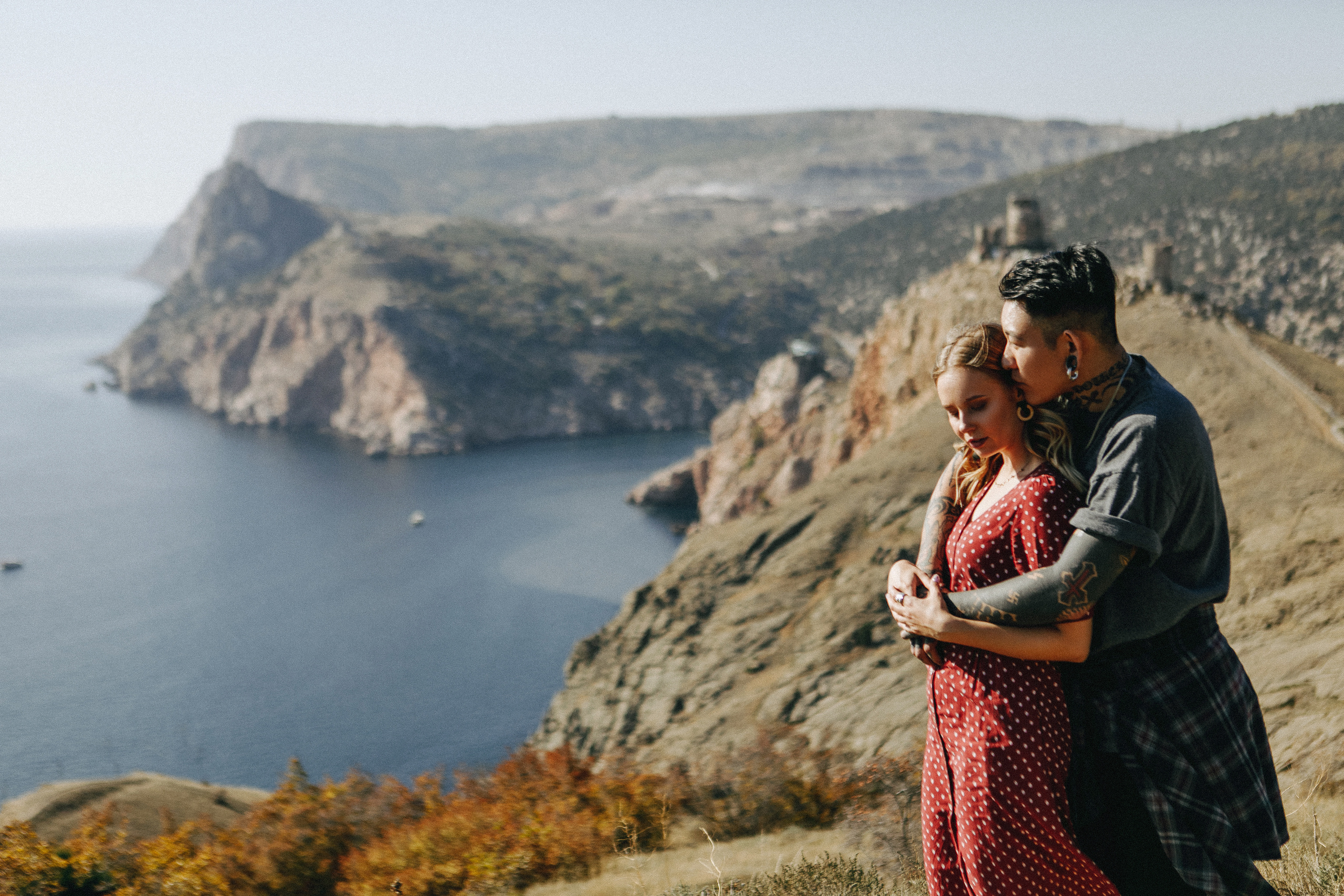 Интернациональная пара на съемке в Крыму. Крым фото, отдых Крым, Севастополь фото, Свадьба фото, Олег Горбатко