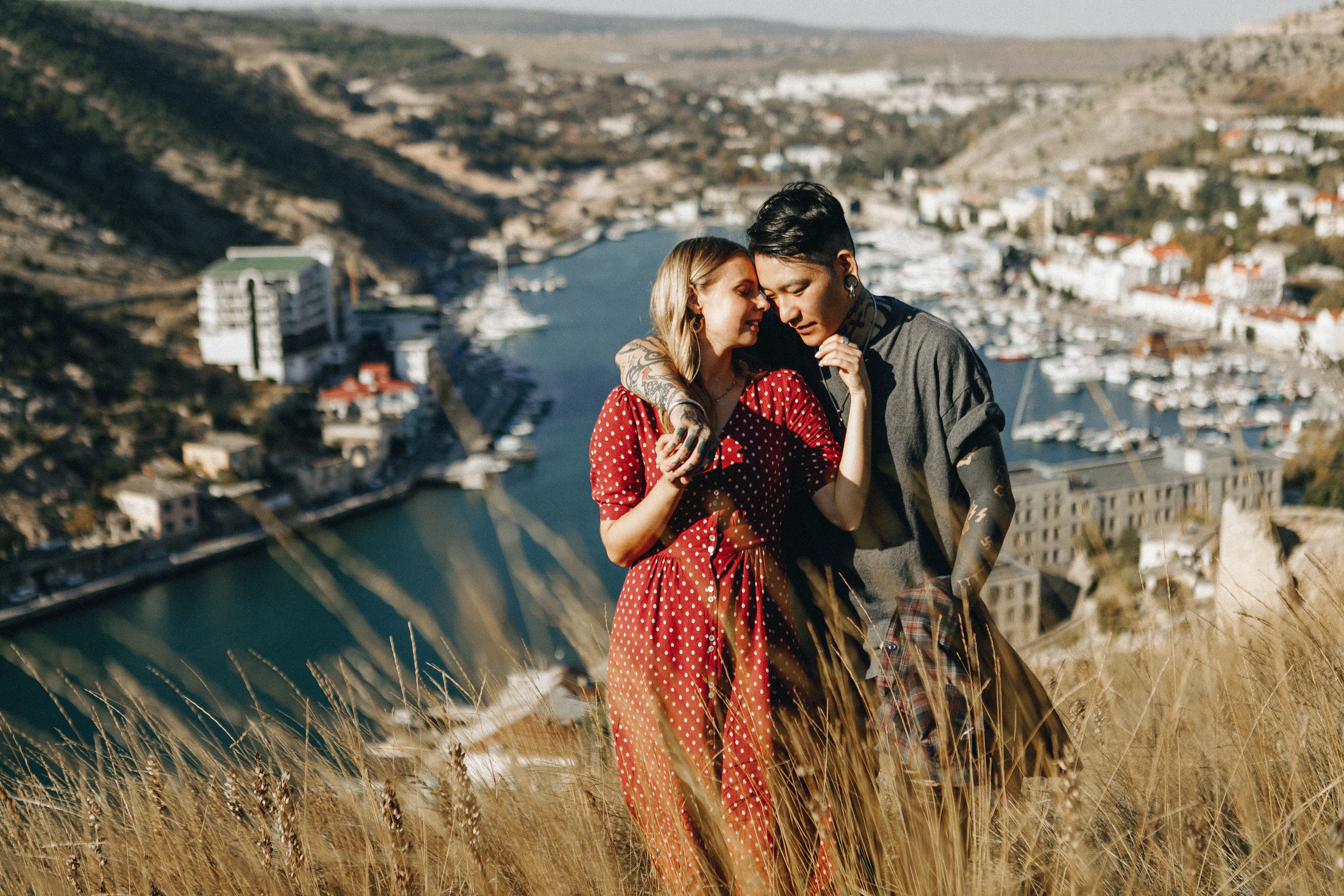 Интернациональная пара на съемке в Крыму. Крым фото, отдых Крым, Севастополь фото, Свадьба фото, Олег Горбатко