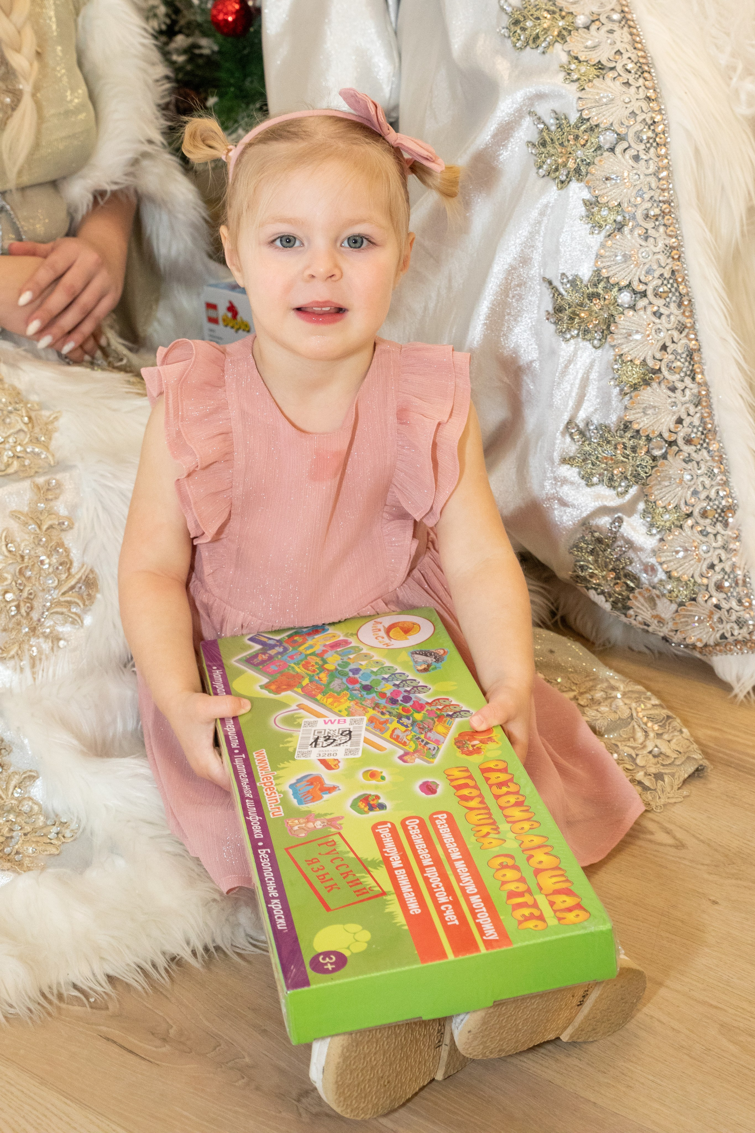 Новогодний утренник в саду Пятачок. Фотограф в Москве Яна Полосина