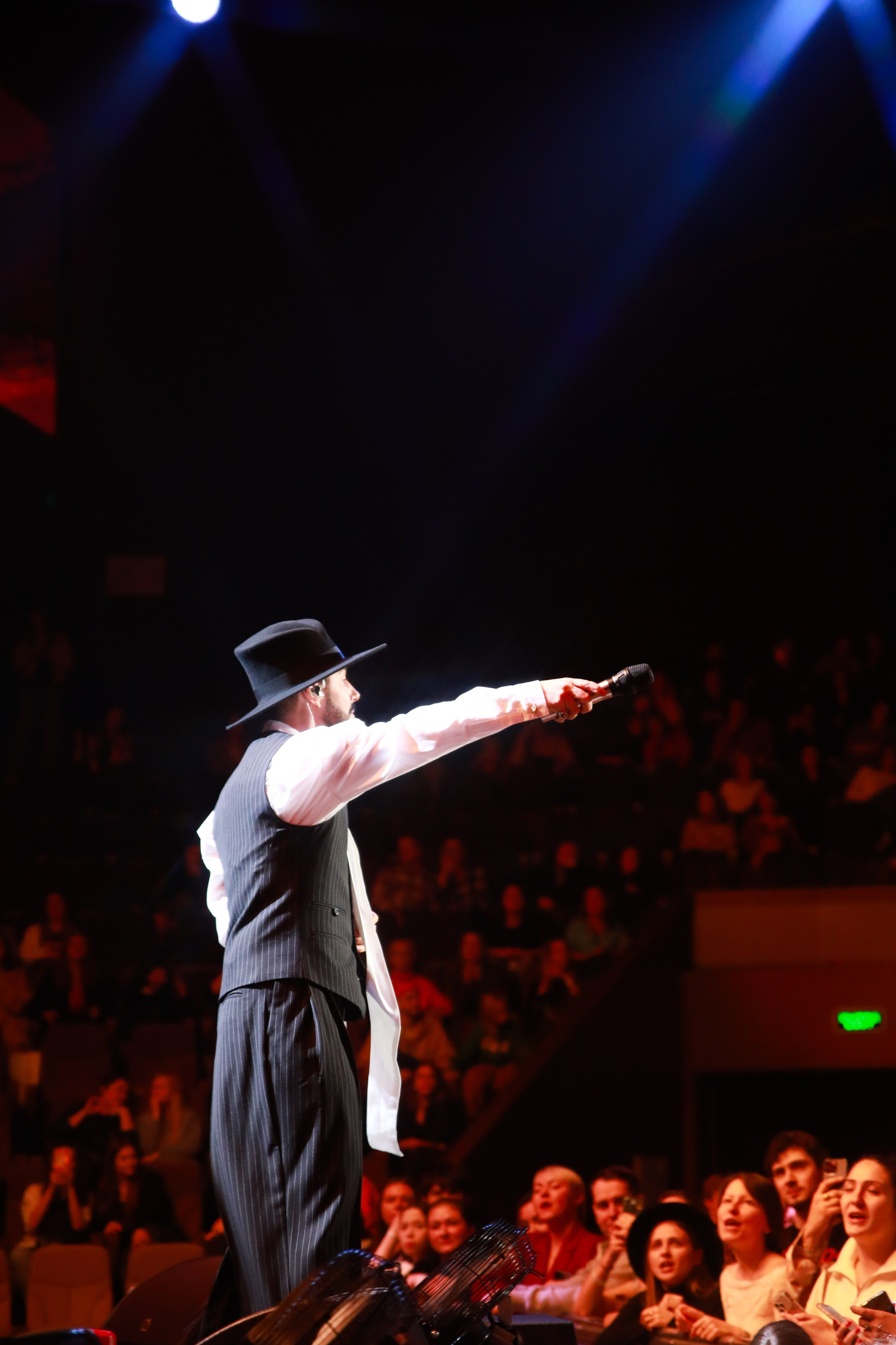 Тимур Родригез «Настроение Родригез» Vegas City Hall 30.11.24. Фотограф в Москве Яна Полосина