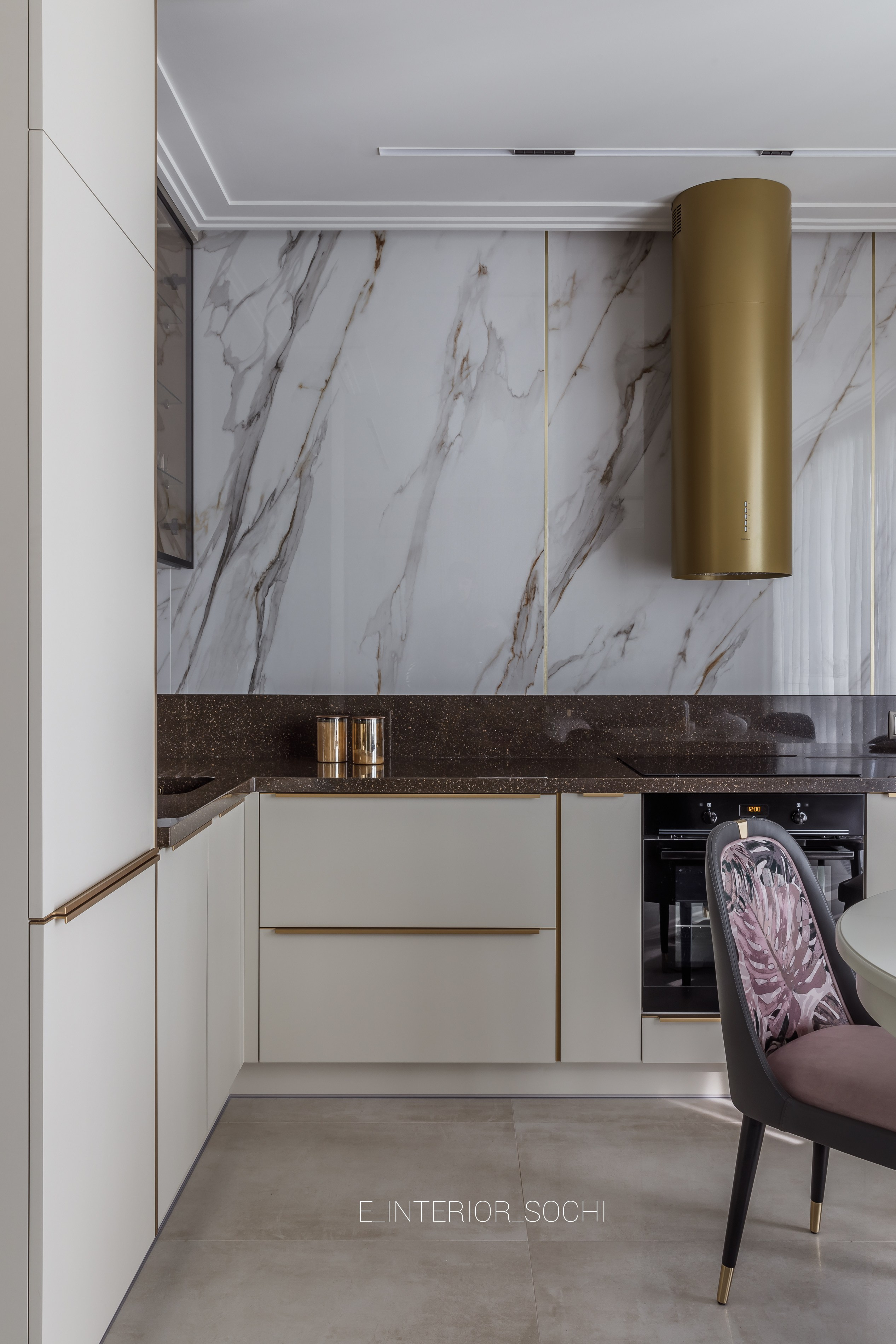 TROPICAL BREEZE. Дизайн интерьера Евгения Тисленко