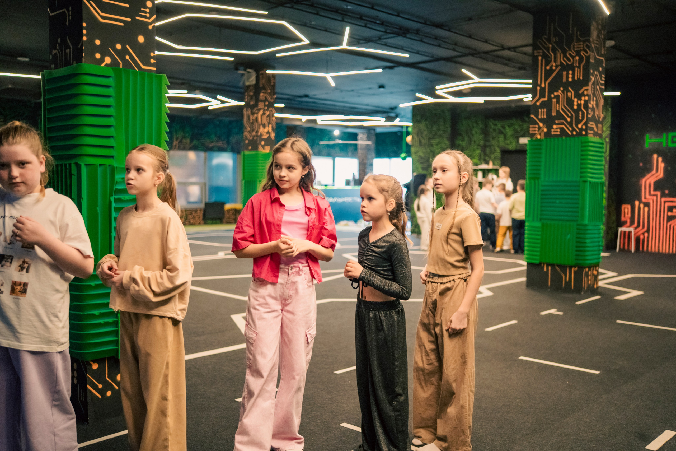 VR April-May. Felixtones