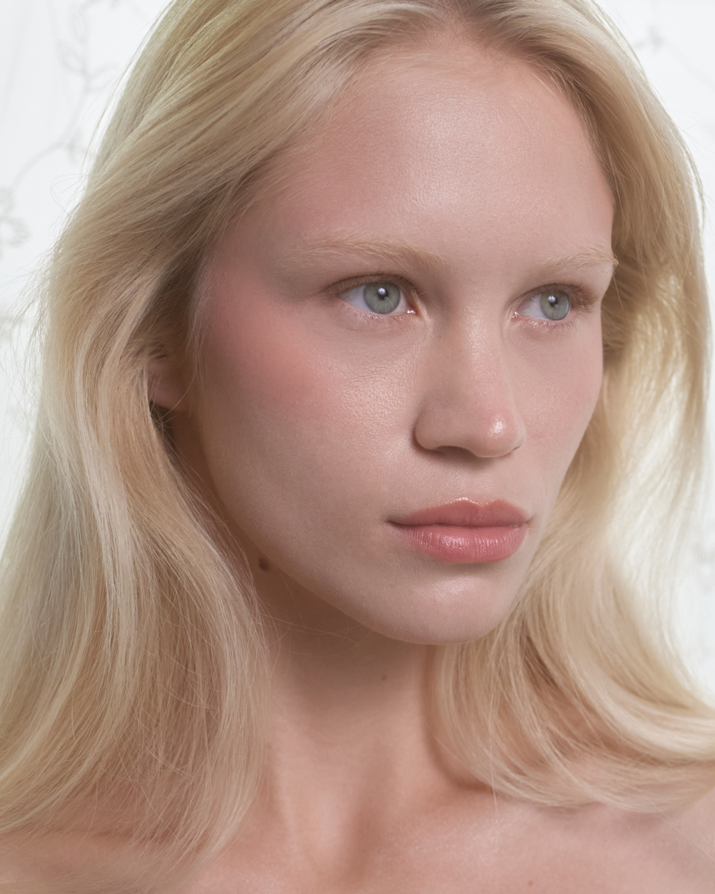 MAKE-UP. Диана Михина — стилист по волосам из Москвы