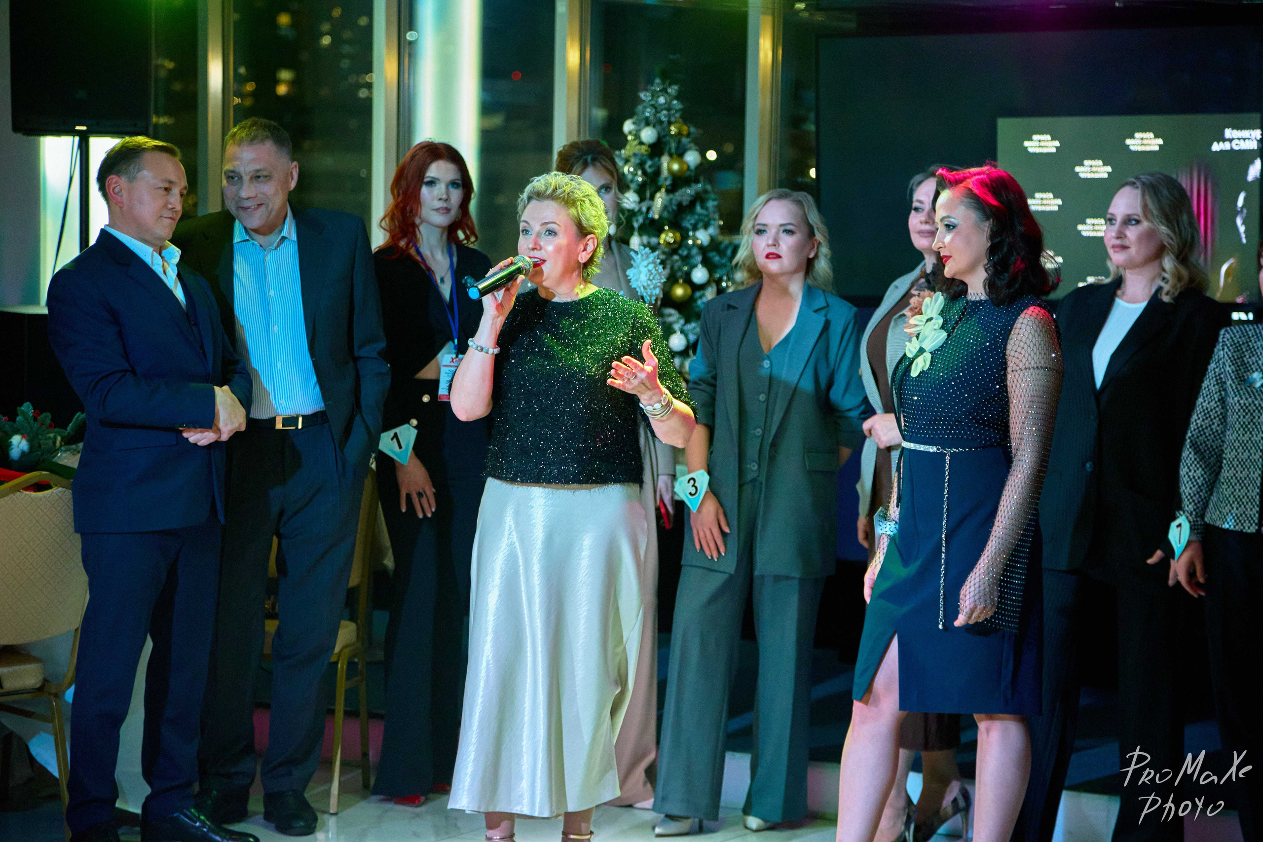 Зал КРАСА МАСС-МЕДИА ЧУВАШИИ. Владимир Суздалов (ProMaXe) — Портретный фотограф, тематические фотосессии в Чебоксарах