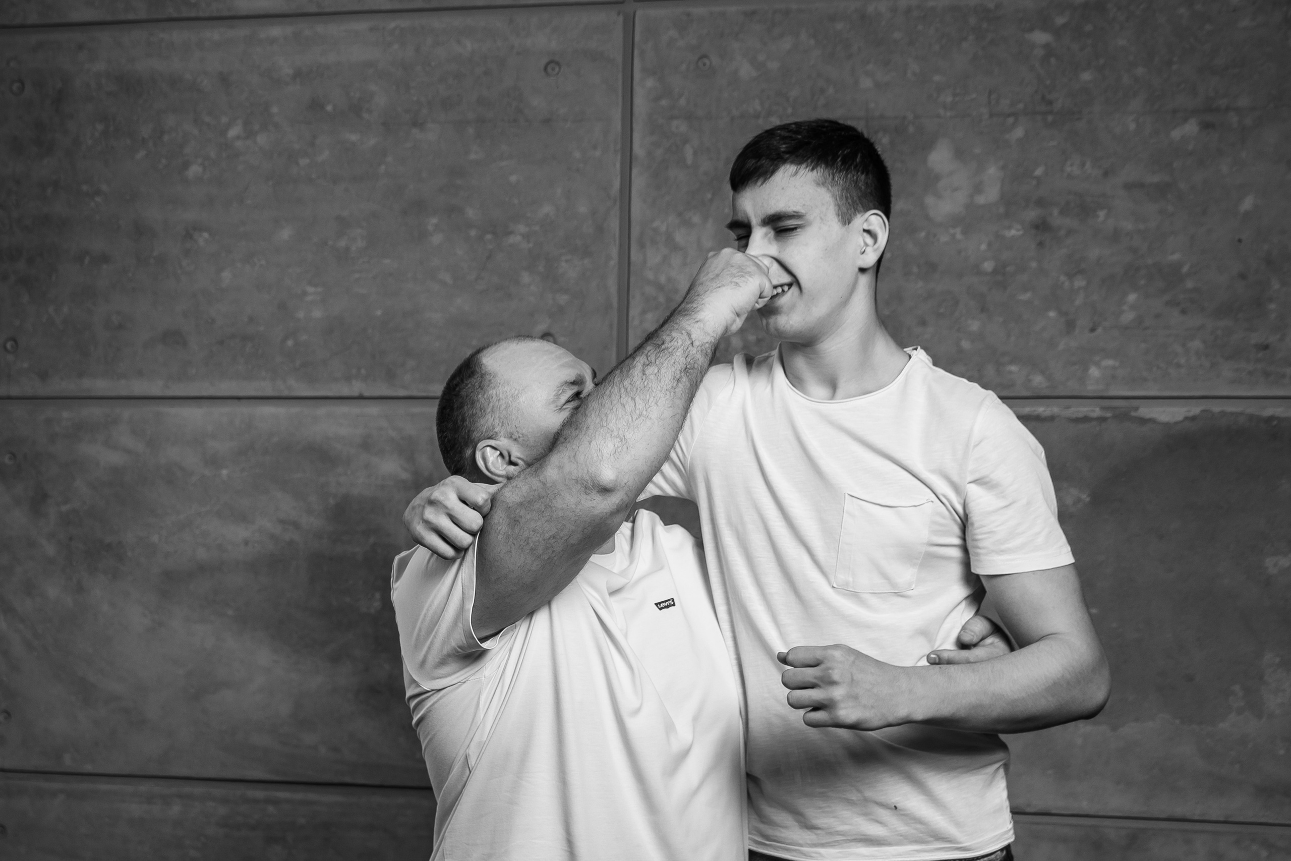 Фотосессия отец и взрослый сын. Семейный и детский фотограф Кущ Наташа