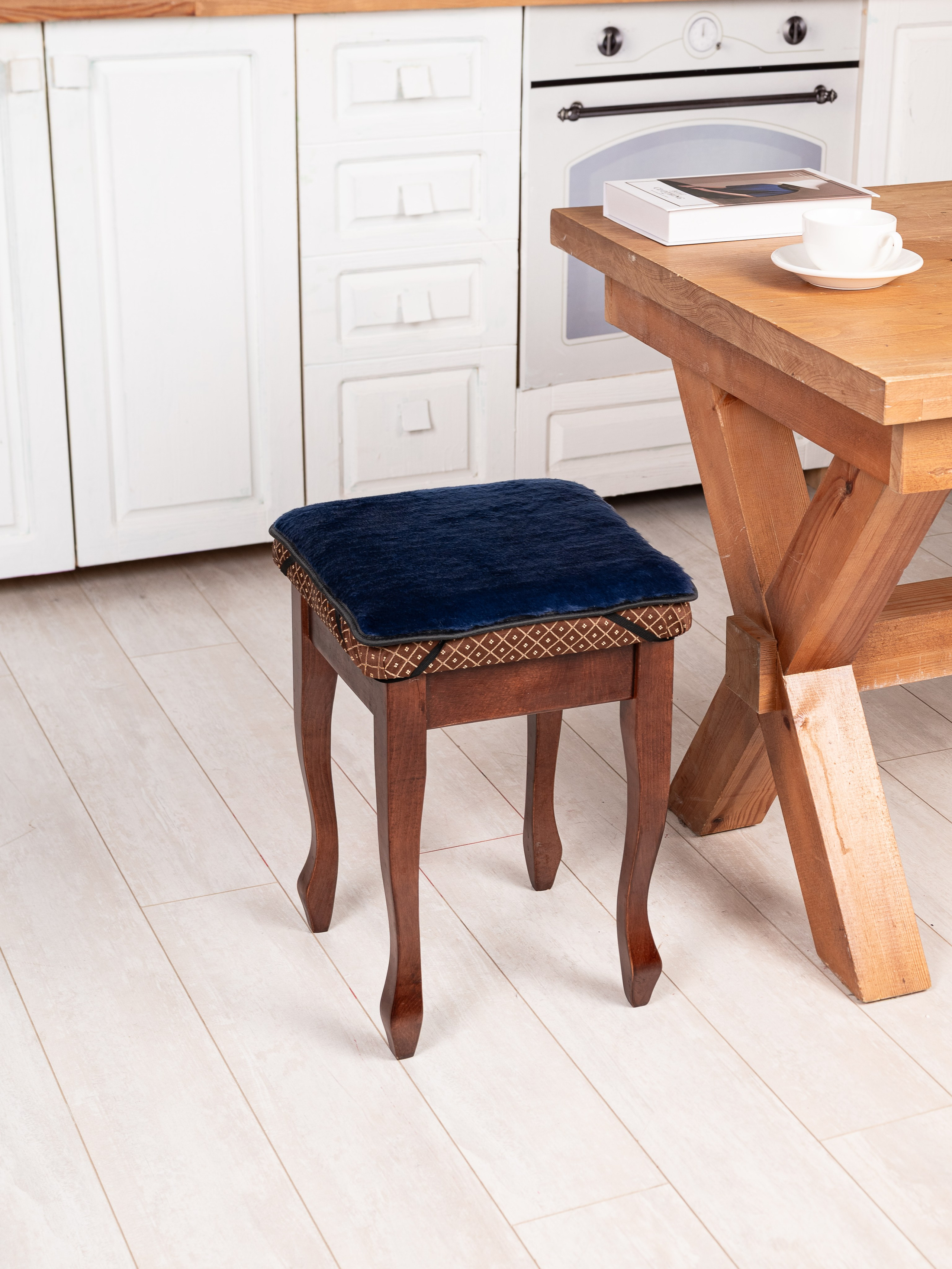 Накидки на стулья. Предметный фотограф, фото для маркетплейсов Пятигорск, КМВ