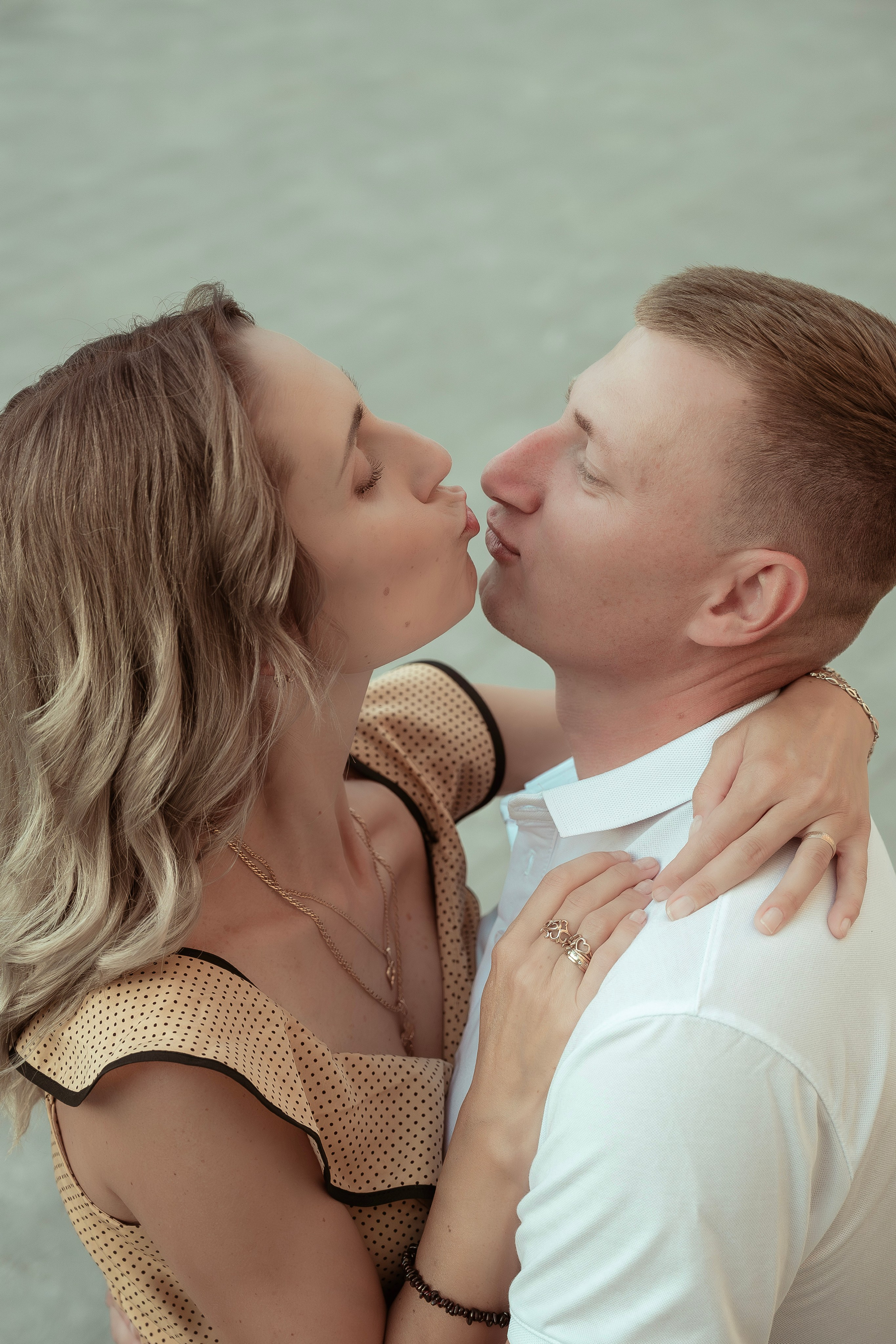 Love Story Максима и Алены. Фотограф в Алматы Егор Поленов