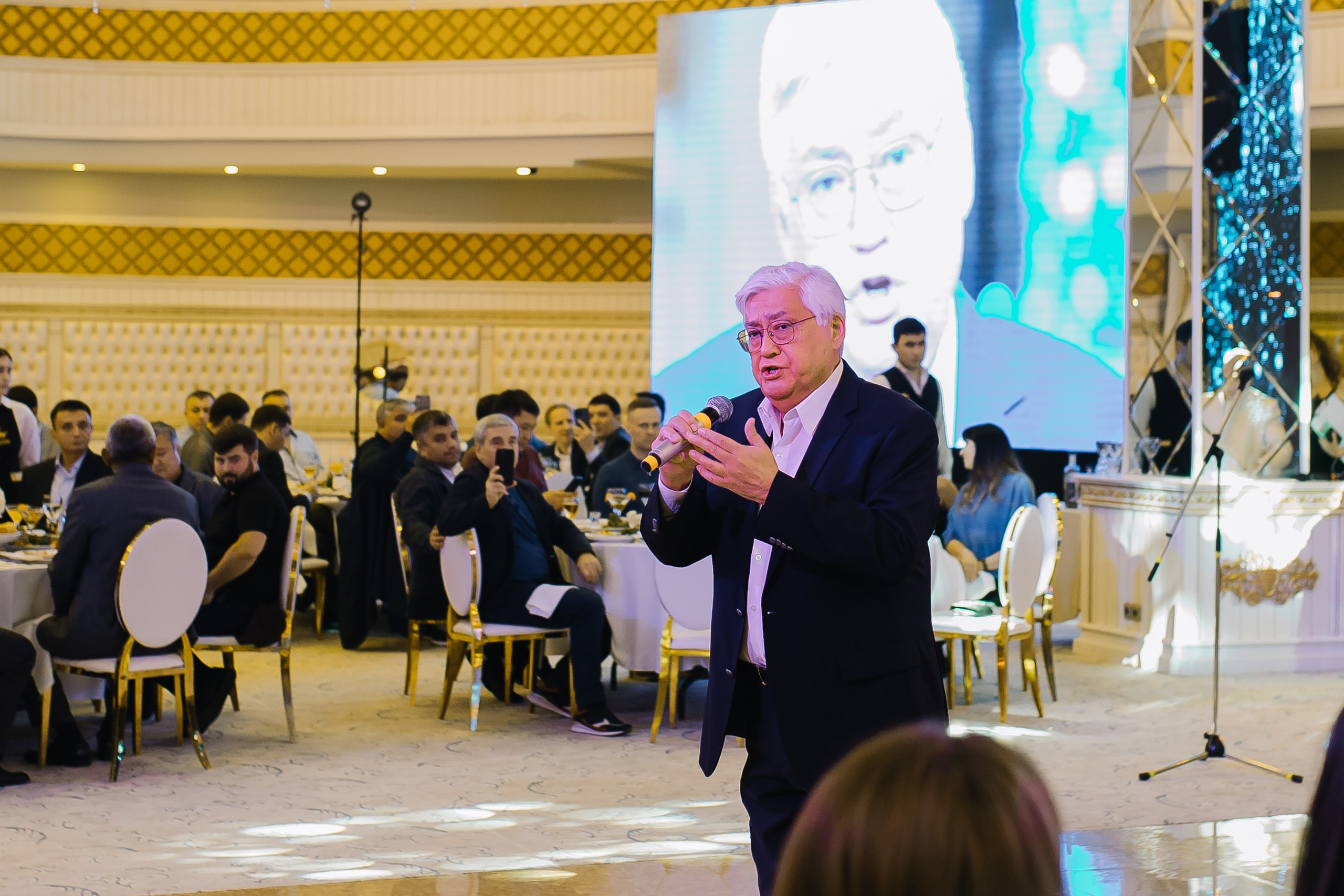 Репортаж. Свадебный и семейный фотограф в Алматы Laura Dosmann