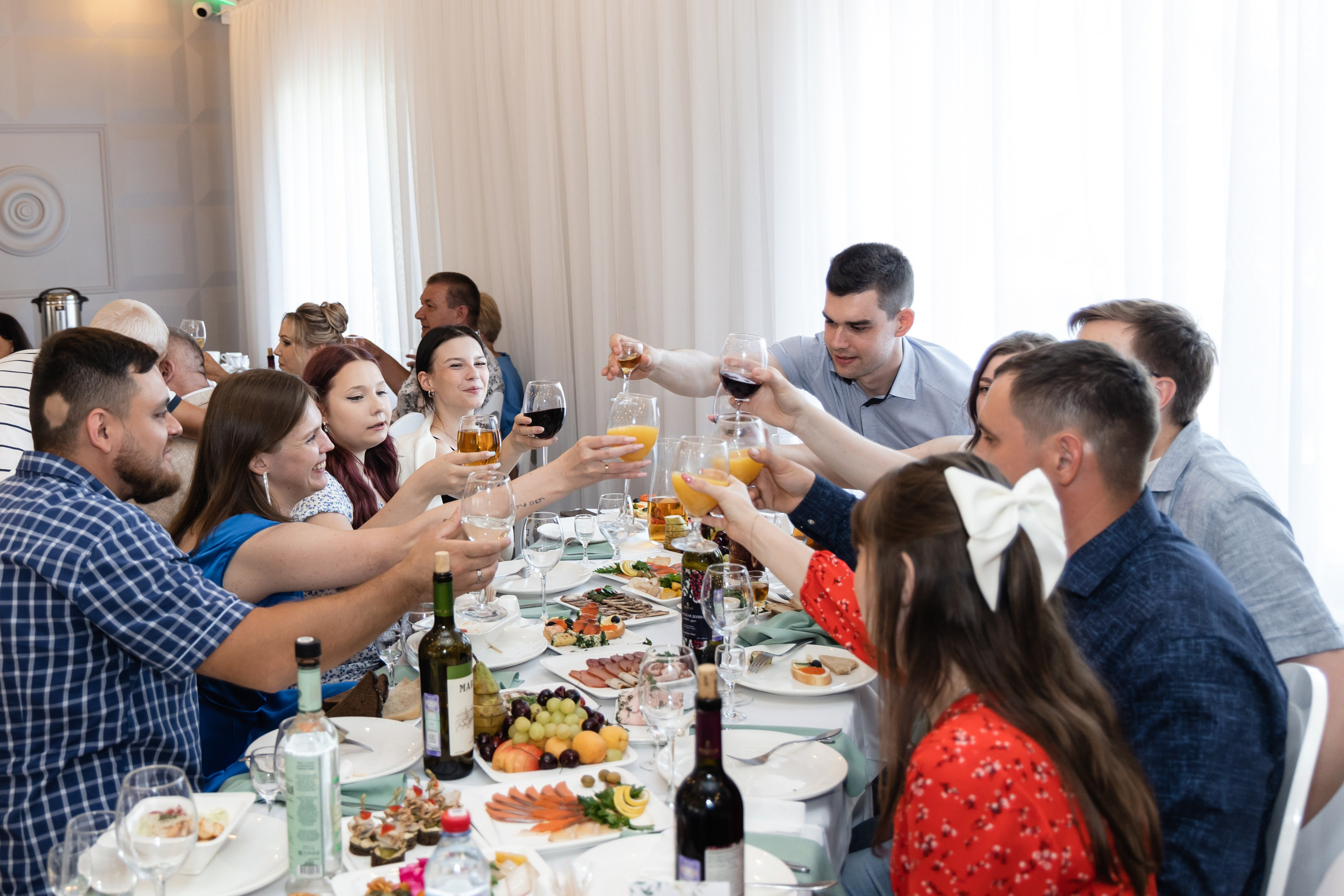 Алёна и Денис (полный день). Фотограф в Барнауле Юлия Садвокасова