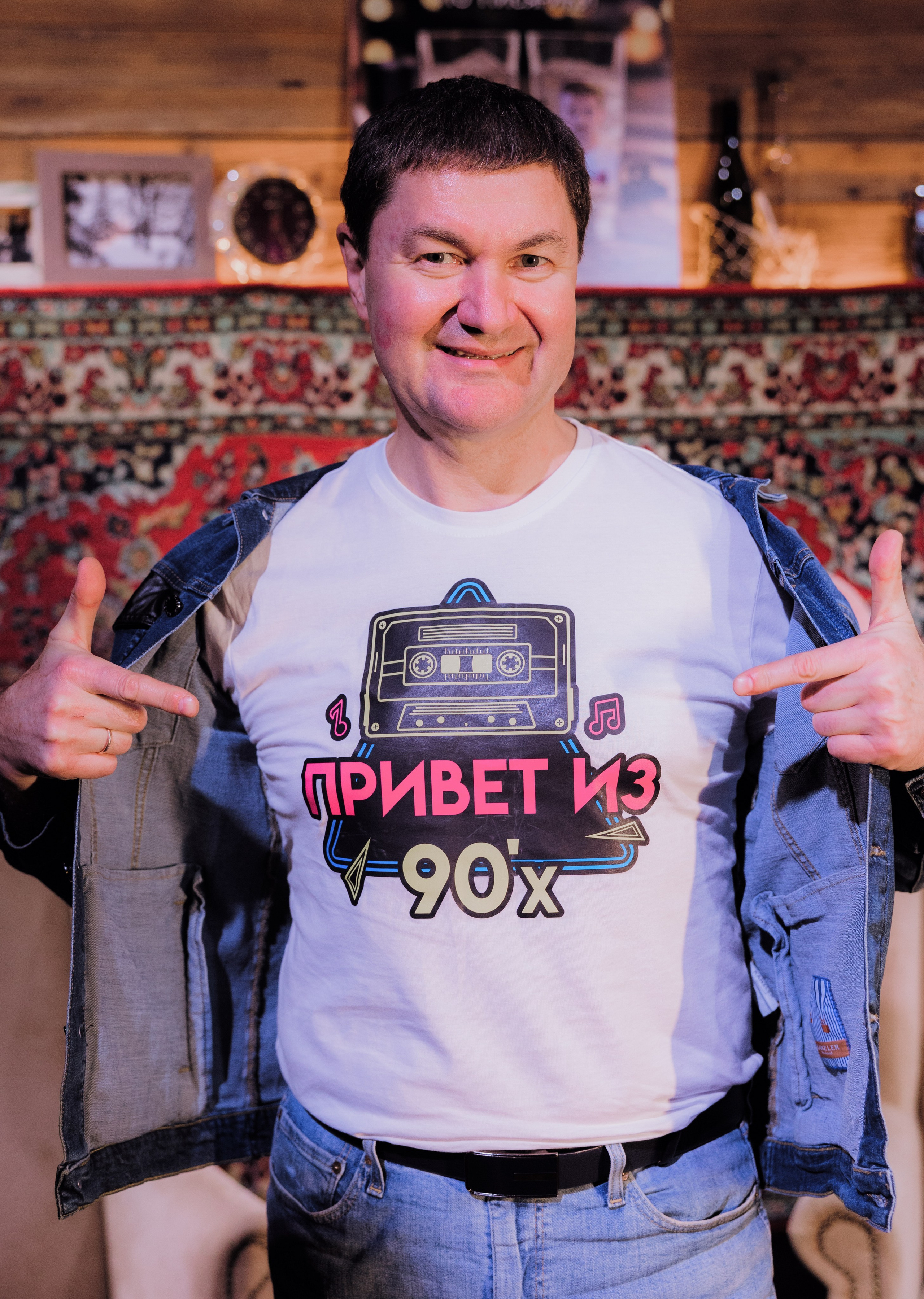 Юбилей 50 лет в стиле 90 в AG LOFT. АНДРЕЙ ШИРКАЛИН РЕПОРТАЖНЫЙ ФОТОГРАФ МОСКВА НА КОРПОРАТИВ, ДЕНЬ РОЖДЕНИЯ, БАНКЕТ, КОНФЕРЕНЦИЮ, ТИМБИЛДИНГ