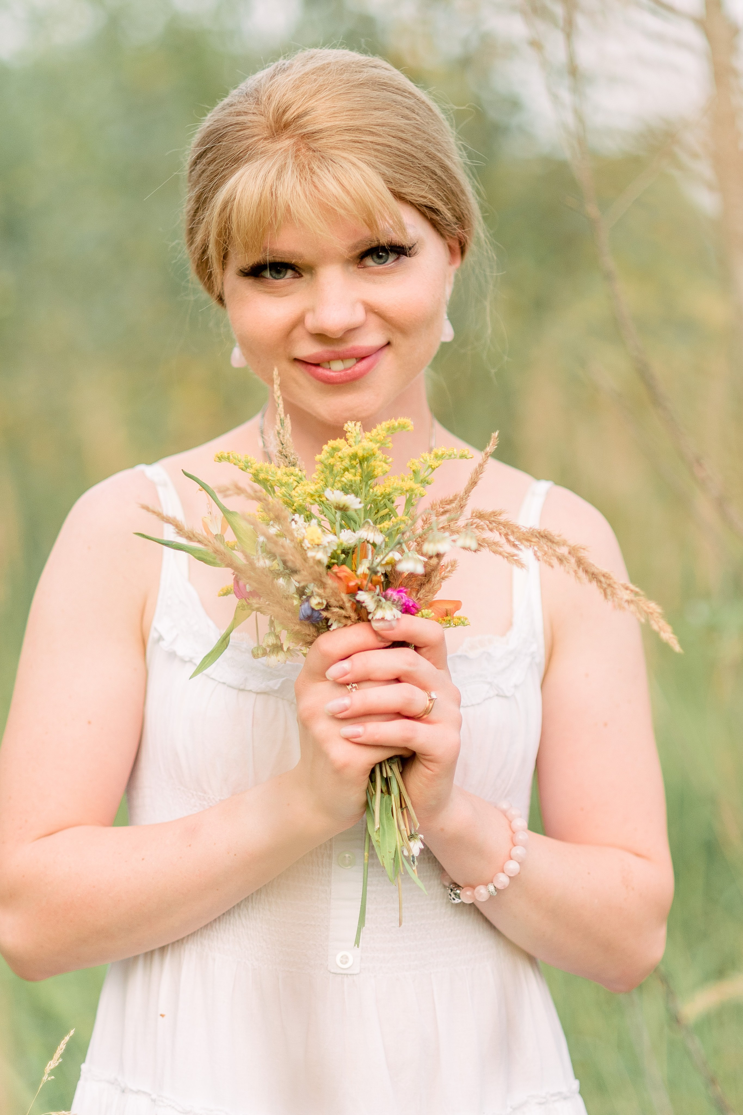 В поле. Фотограф Юлия Попова