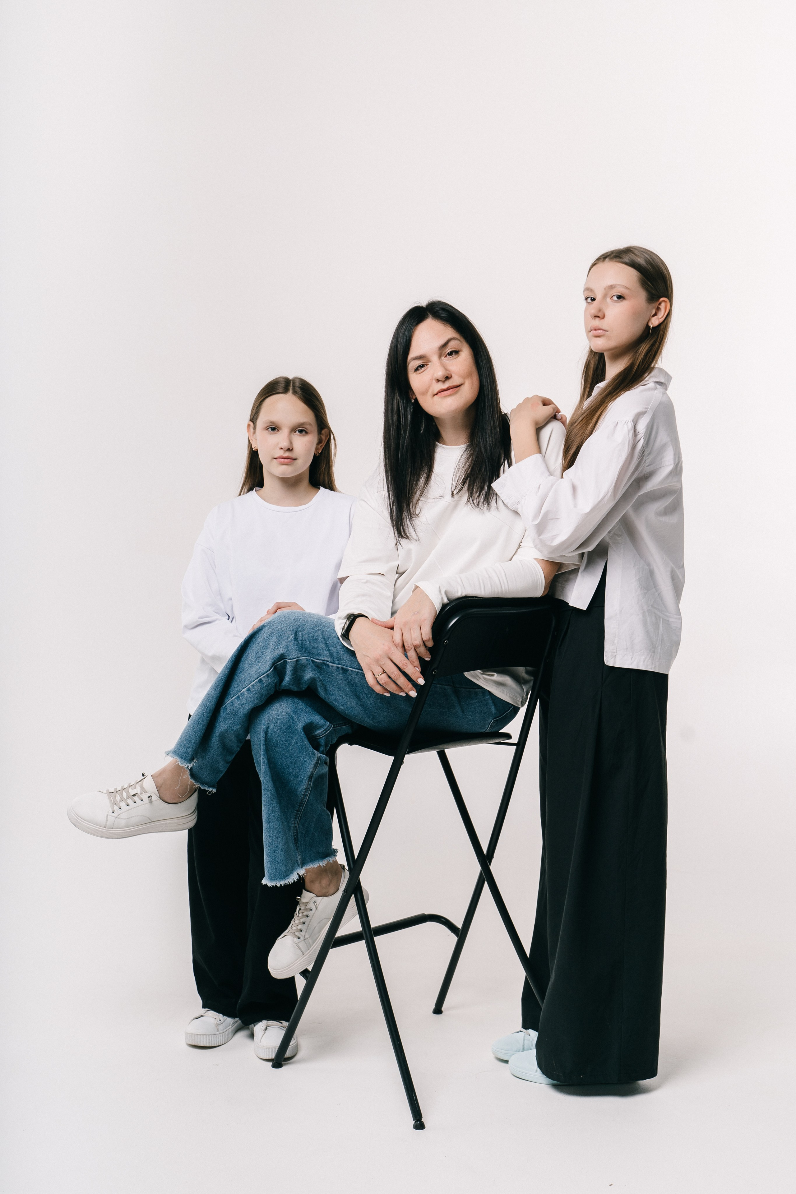 Студийная семейная фотосессия. Фотограф Сергей Логинов